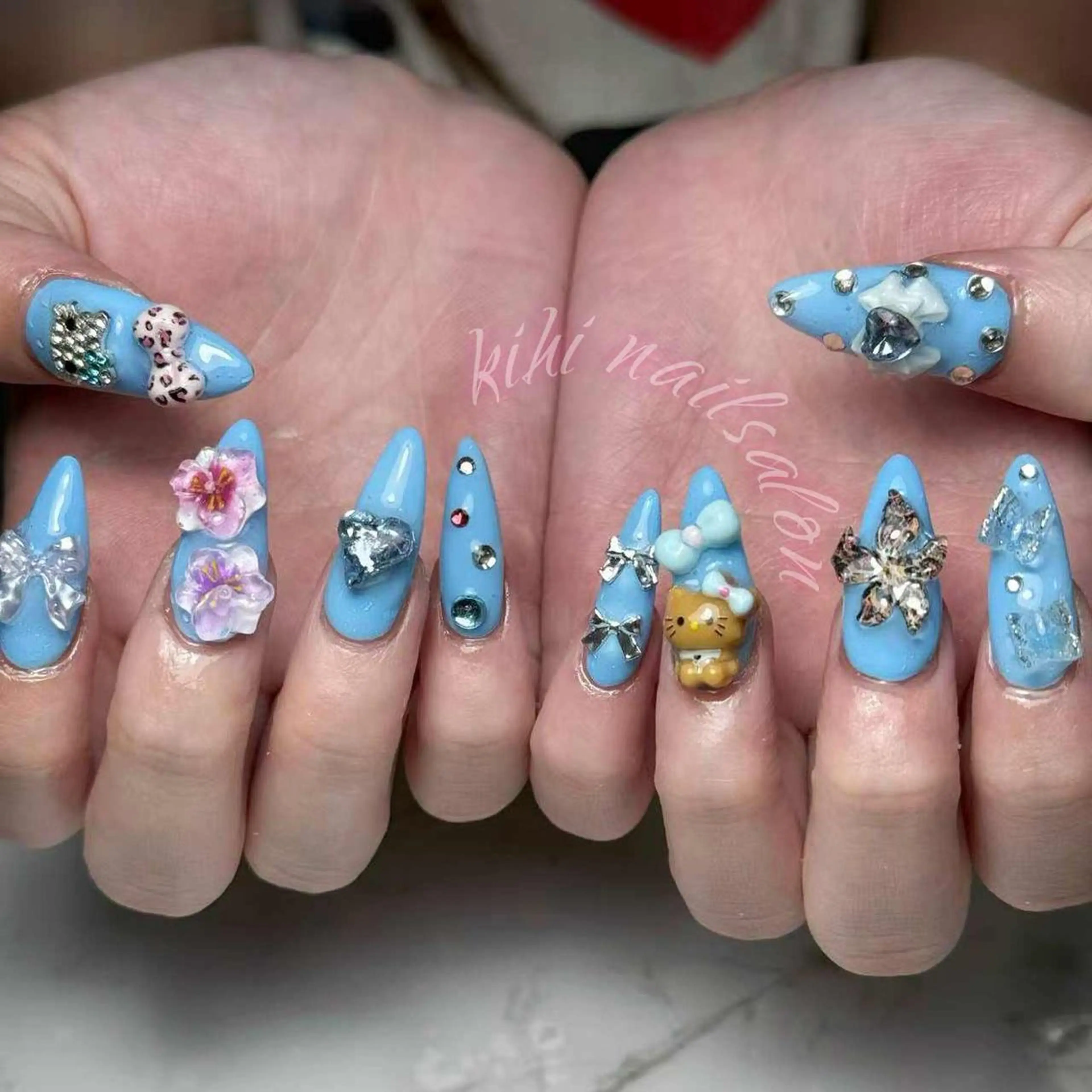 ネイル アートネイル フレンチネイル ジェルネイル グラデーション 韓国ネイル ハンドネイル 💕鈴木ユリ パラジェル/オフ無料のネイルデザイン