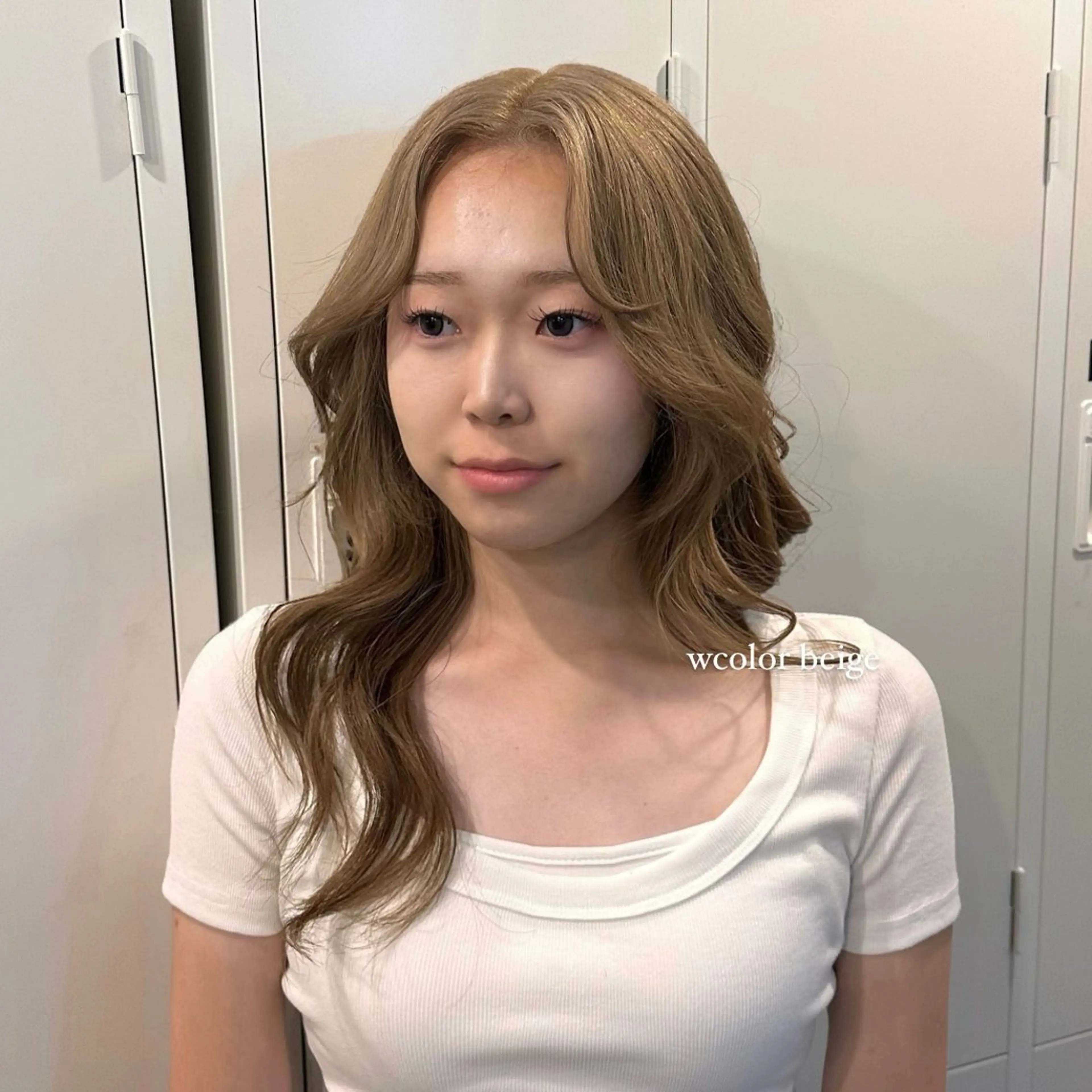 セミロング カラー パーマ ヘアアレンジ ヘアカラー makoto / 韓国風ヘア🎀🪄︎のヘアスタイル