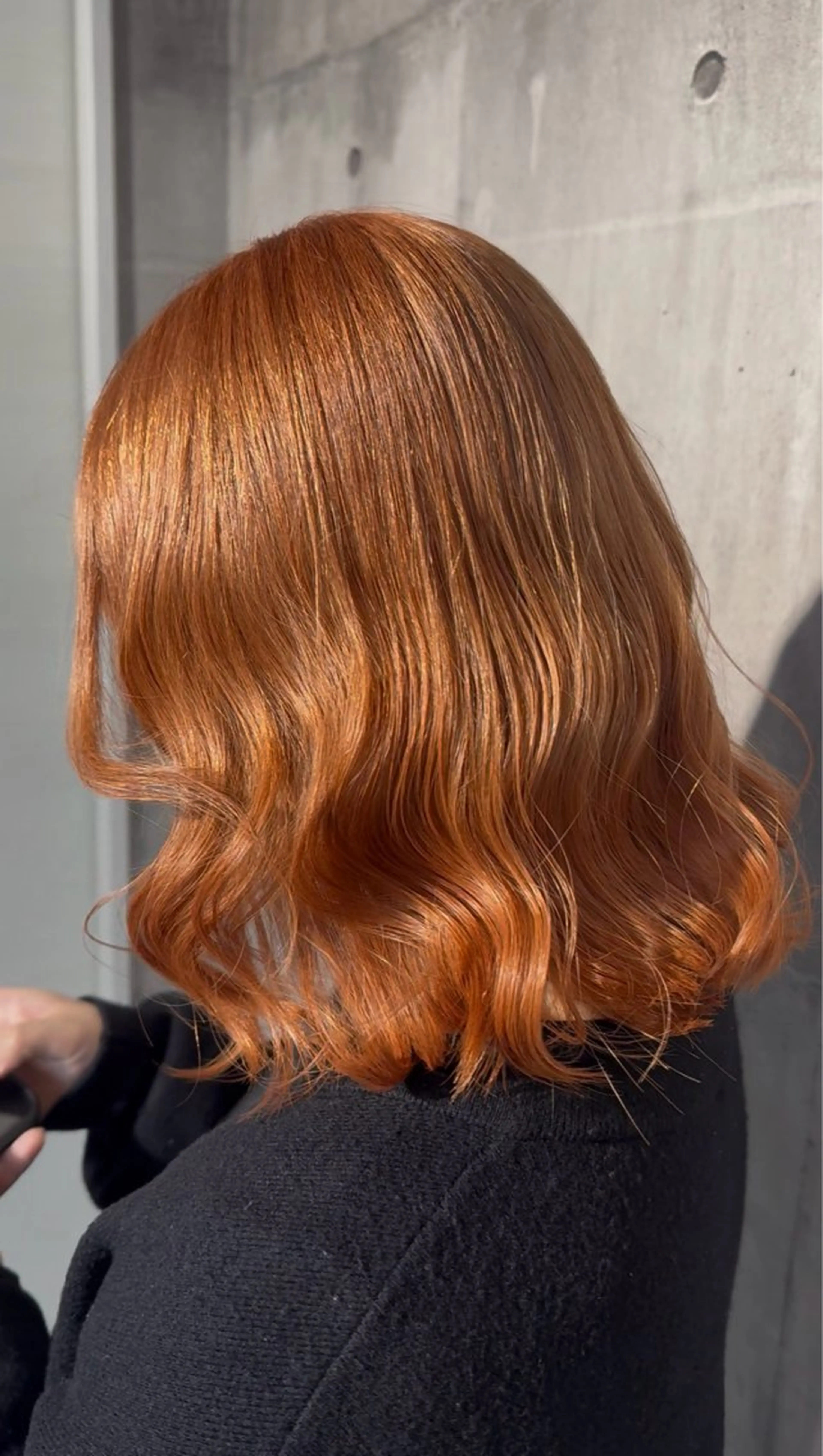 ミディアム カラー ベージュカラー ブリーチ 透明感カラー オレンジ オレンジベージュ ヘアカラー MOMO/‎ブリーチ /ハイトーン‎🤍のヘアスタイル