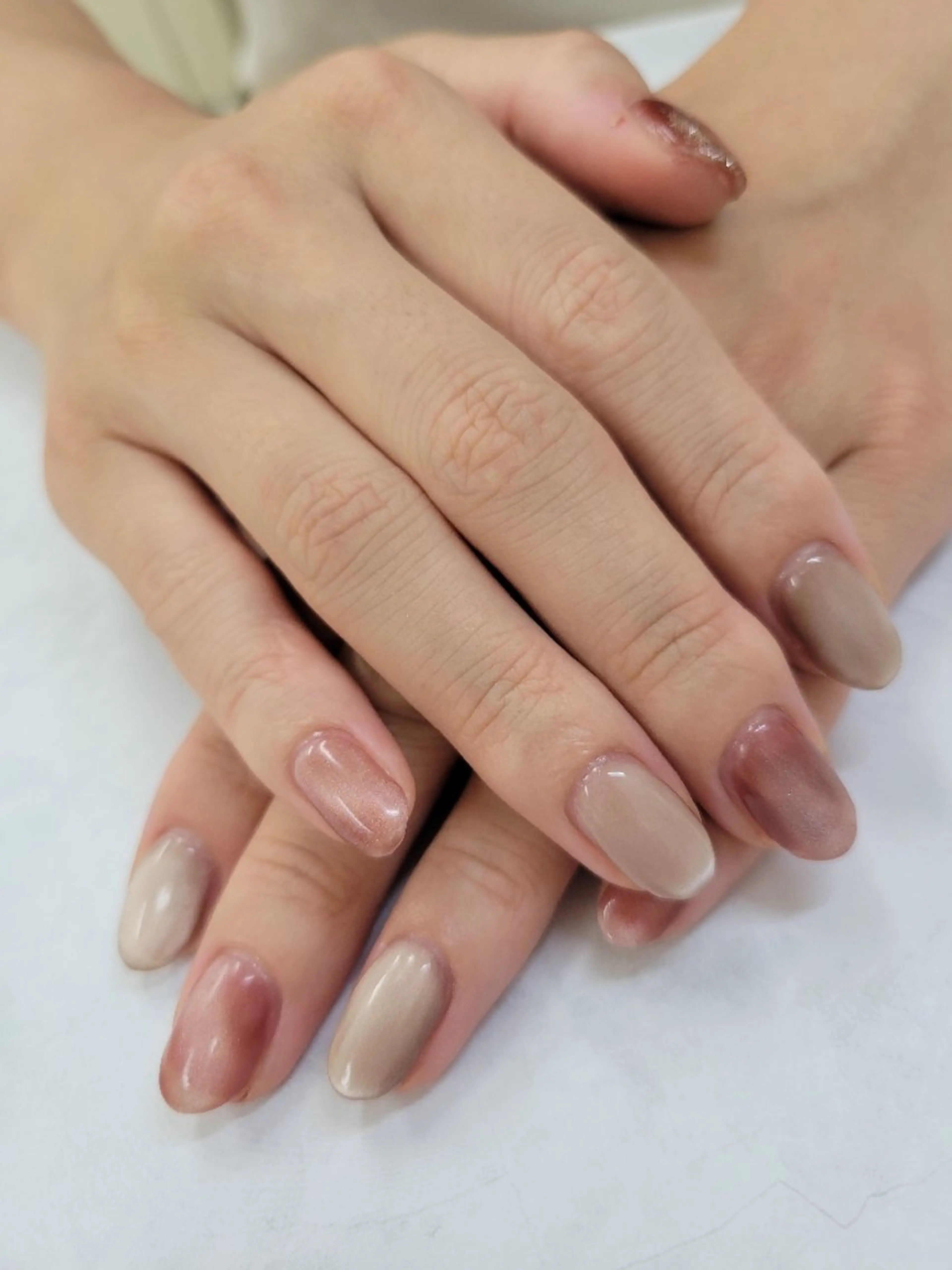 ネイル マグネットネイル アンビアンテ浦和店所属・アンビアンテ 🐰 大山のネイルデザイン