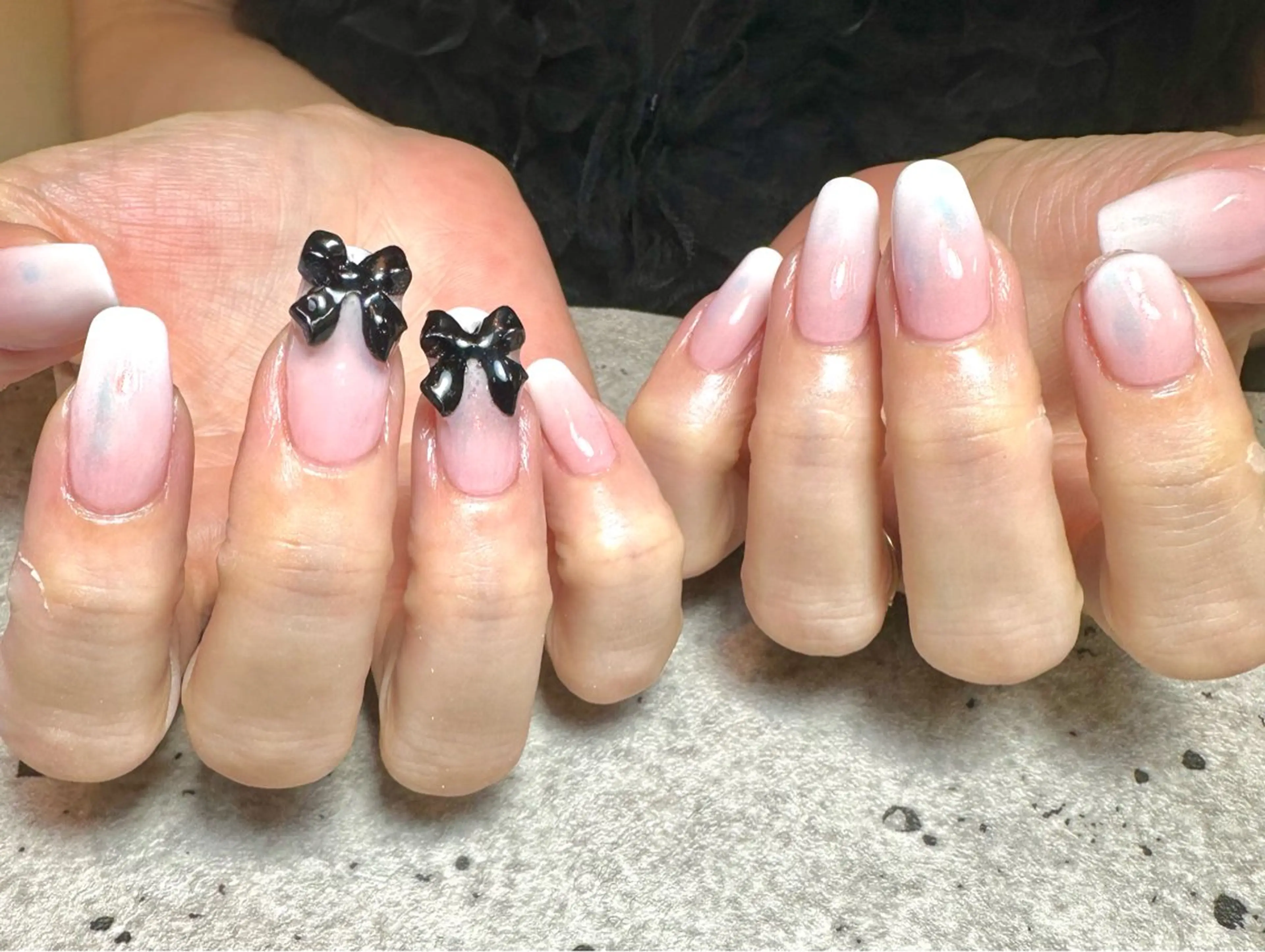 ネイル ホワイト ハンドネイル フットネイル GéRanium Harukaのネイルデザイン