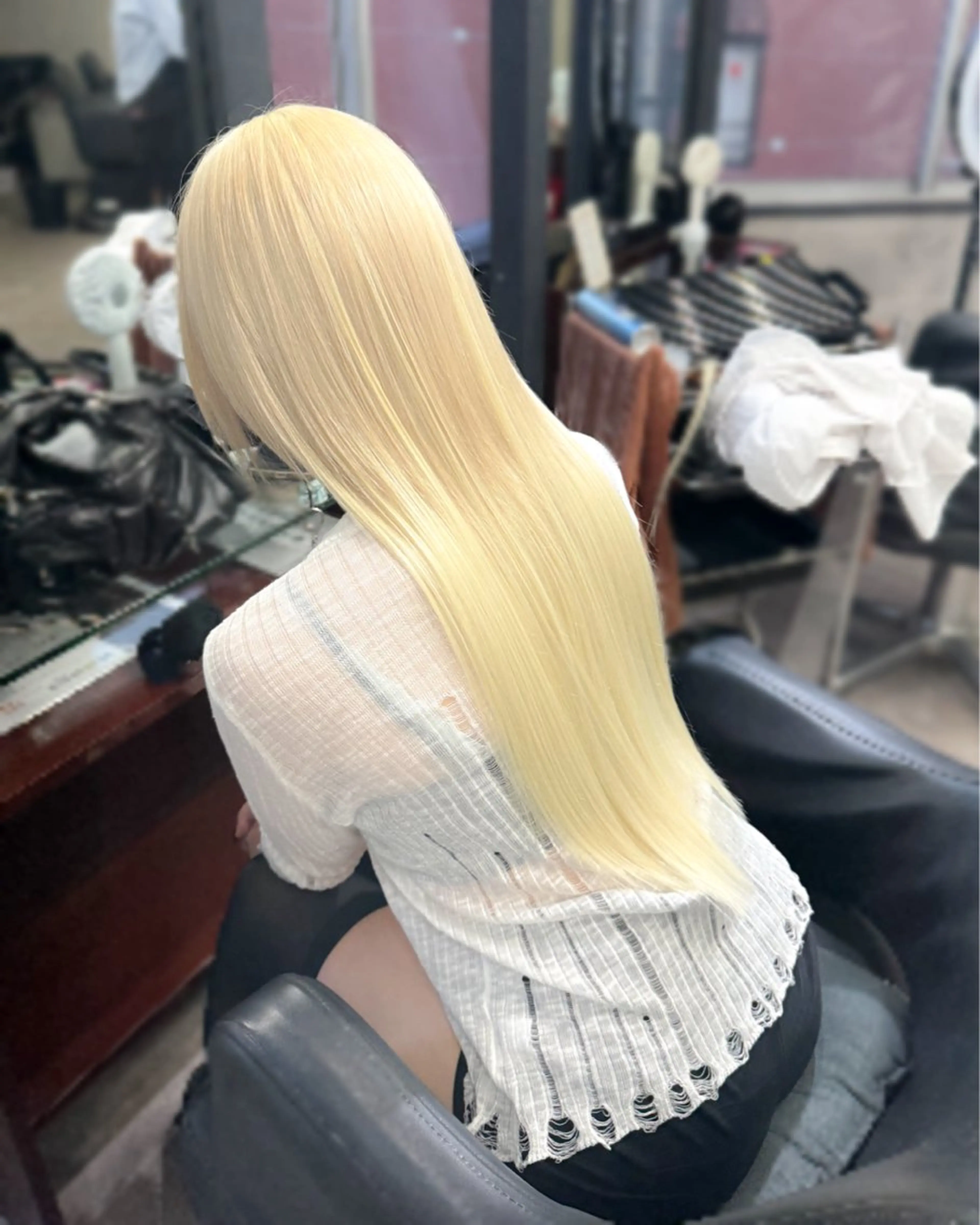 ロング カラー カット ヘアカラー トリートメント エクステ ハイトーンエクステ 🎩カズキ🎩のヘアスタイル