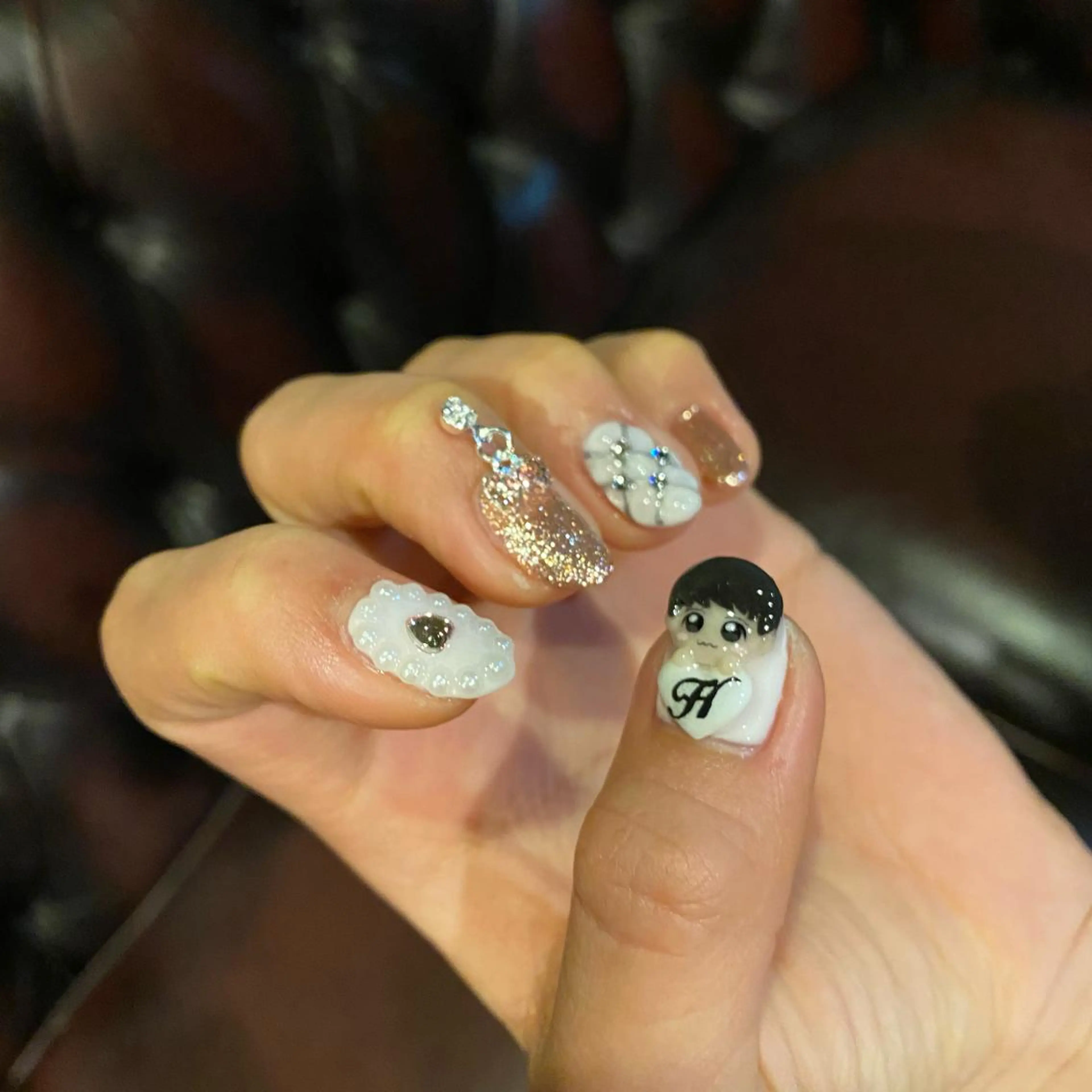 ネイル NEW WORLD所属・MIZUKI 🌏NEWWORLDのネイルデザイン