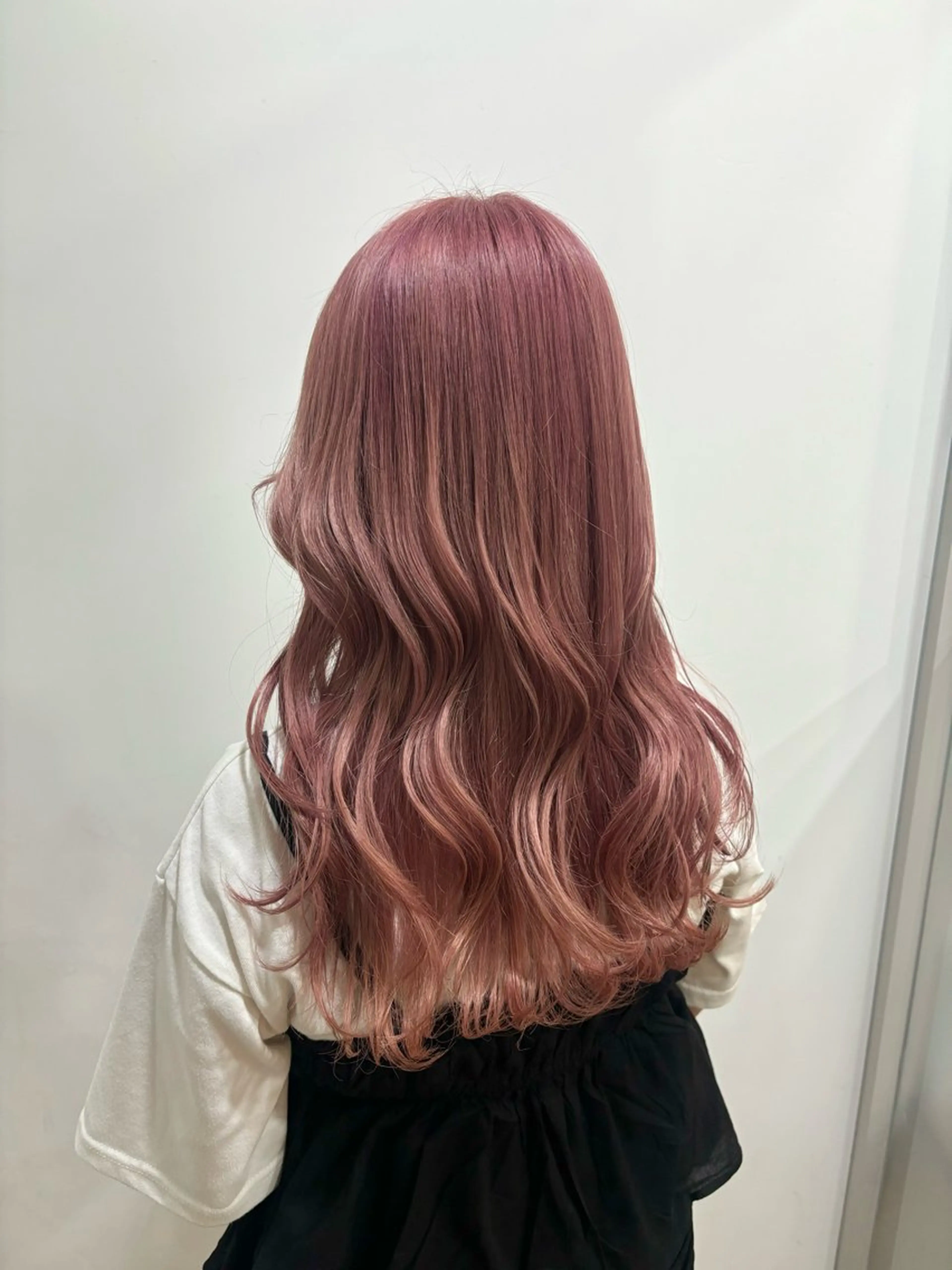 ロング カラー ベージュカラー ピンクカラー ピンクベージュ カット ヘアカラー たなか もえなのヘアスタイル