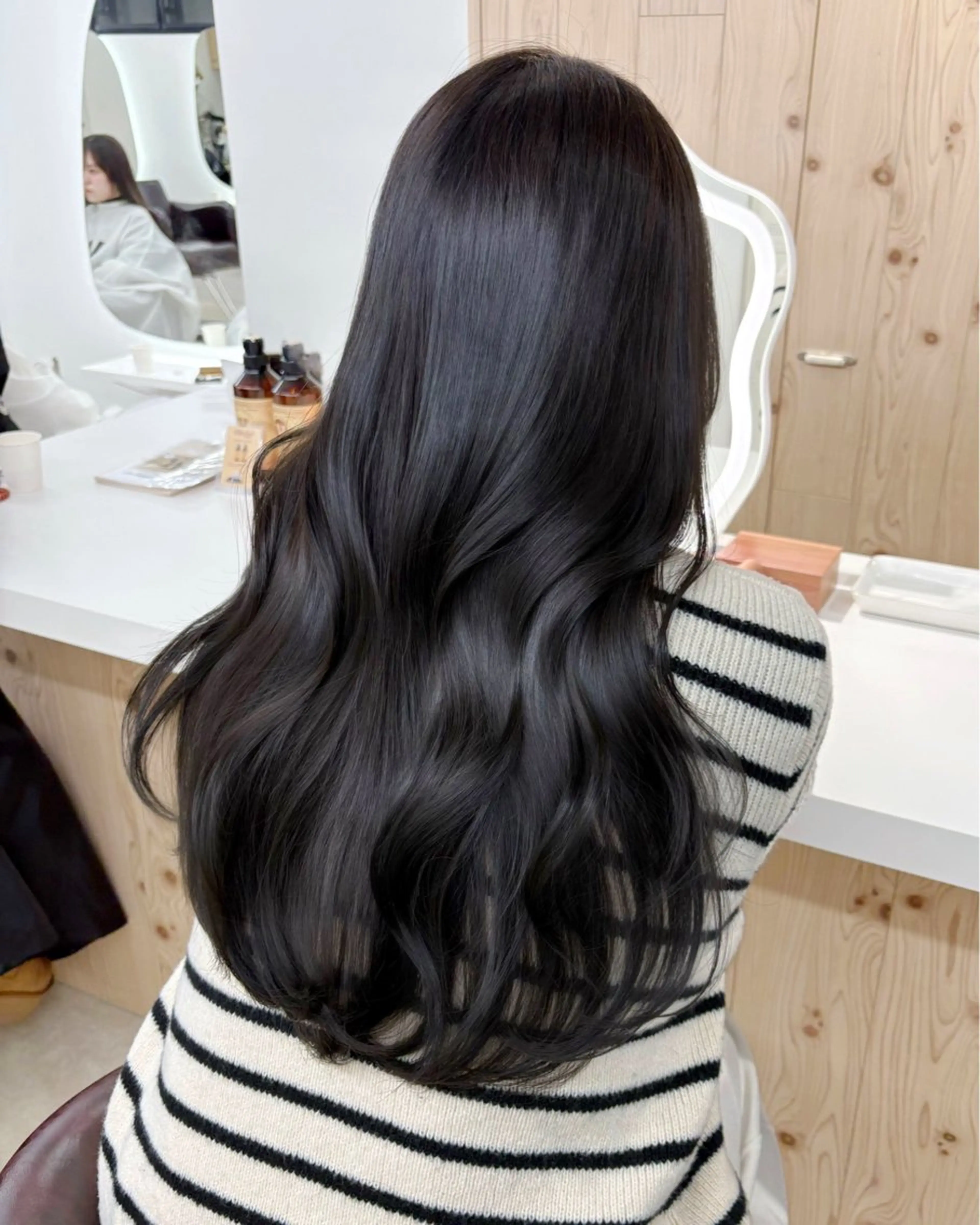 ロング カラー カット ヘアカラー トリートメント ヘアセット 新宿/韓国ヘア/ 髪質改善ストレートのヘアスタイル