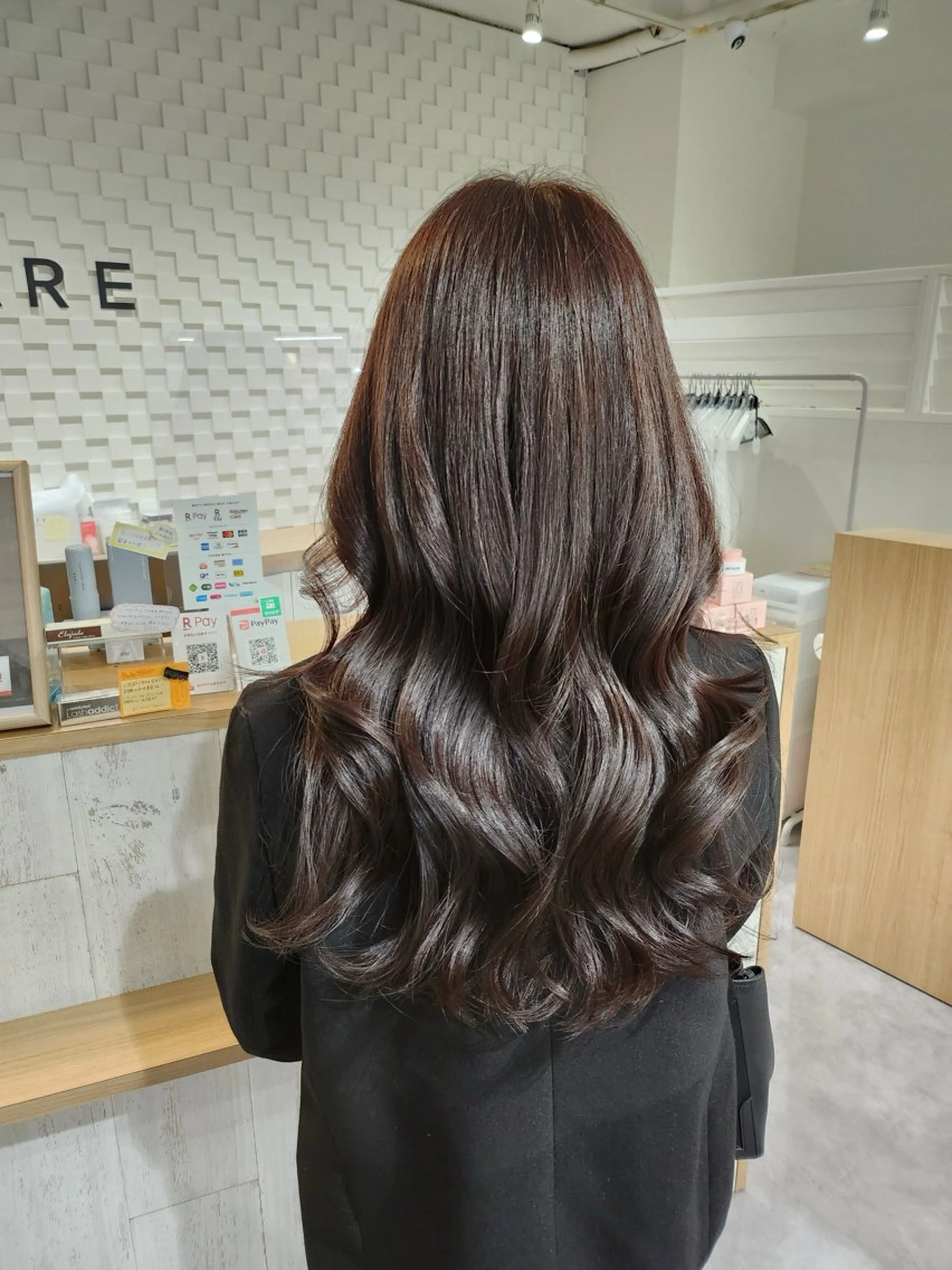 ロング カラー 韓国レイヤー🪽 無重力パーマナツキのヘアスタイル