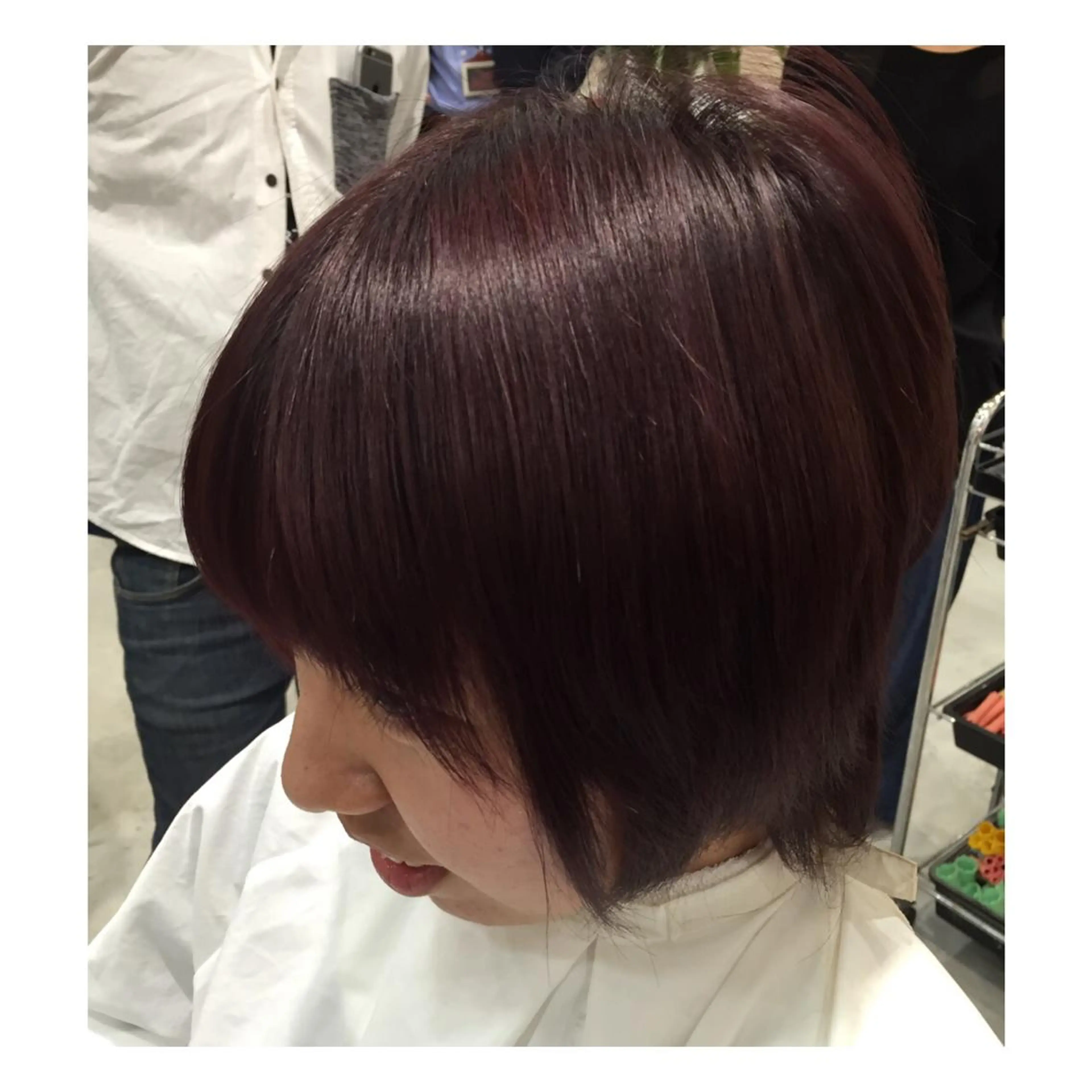 ショート カラー ヘアアレンジ レッドカラー バイオレットカラー 福壽 優奈のヘアスタイル