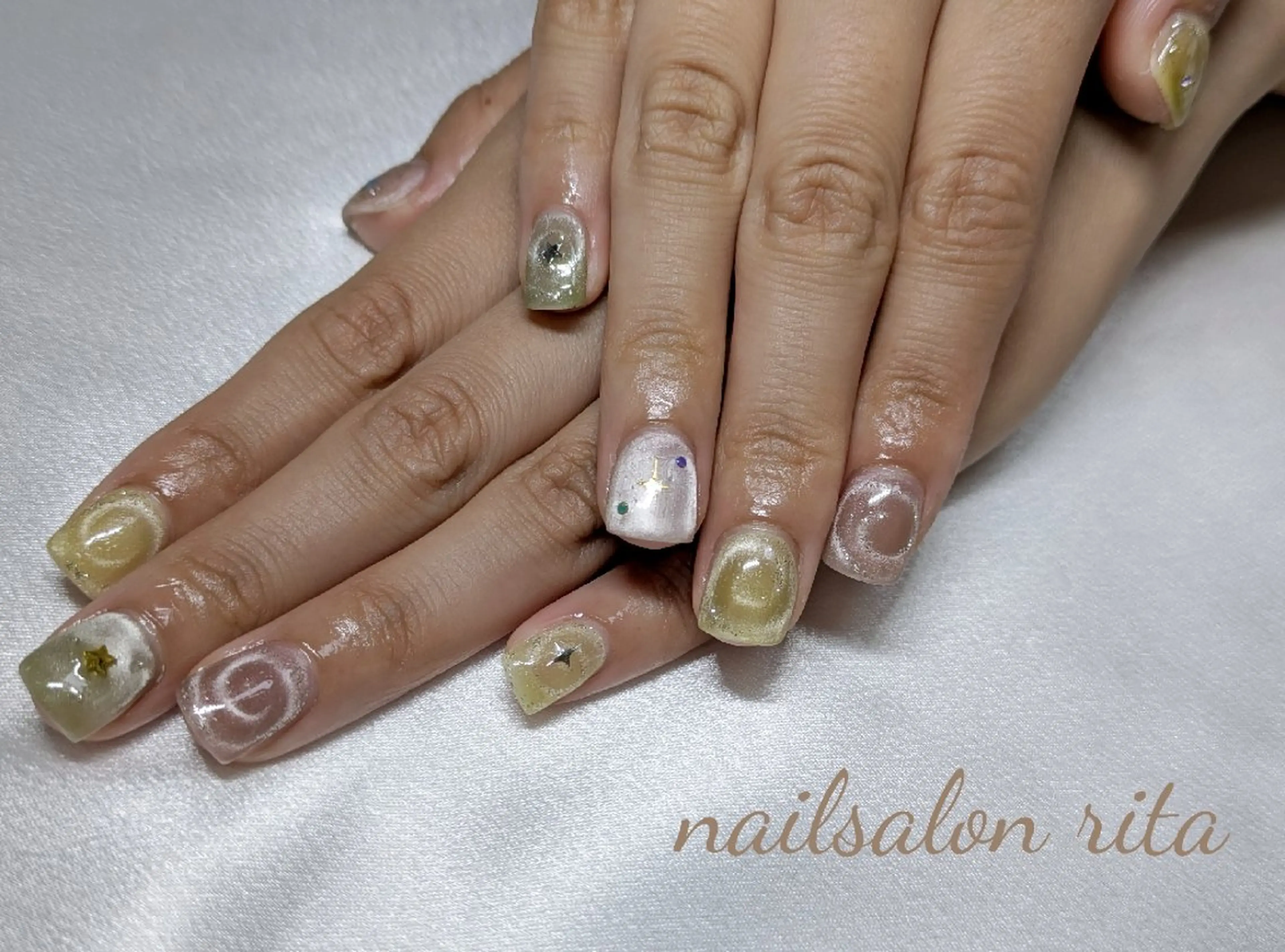 ネイル ハンドネイル nail salon rita所属・柴田 理紗のネイルデザイン
