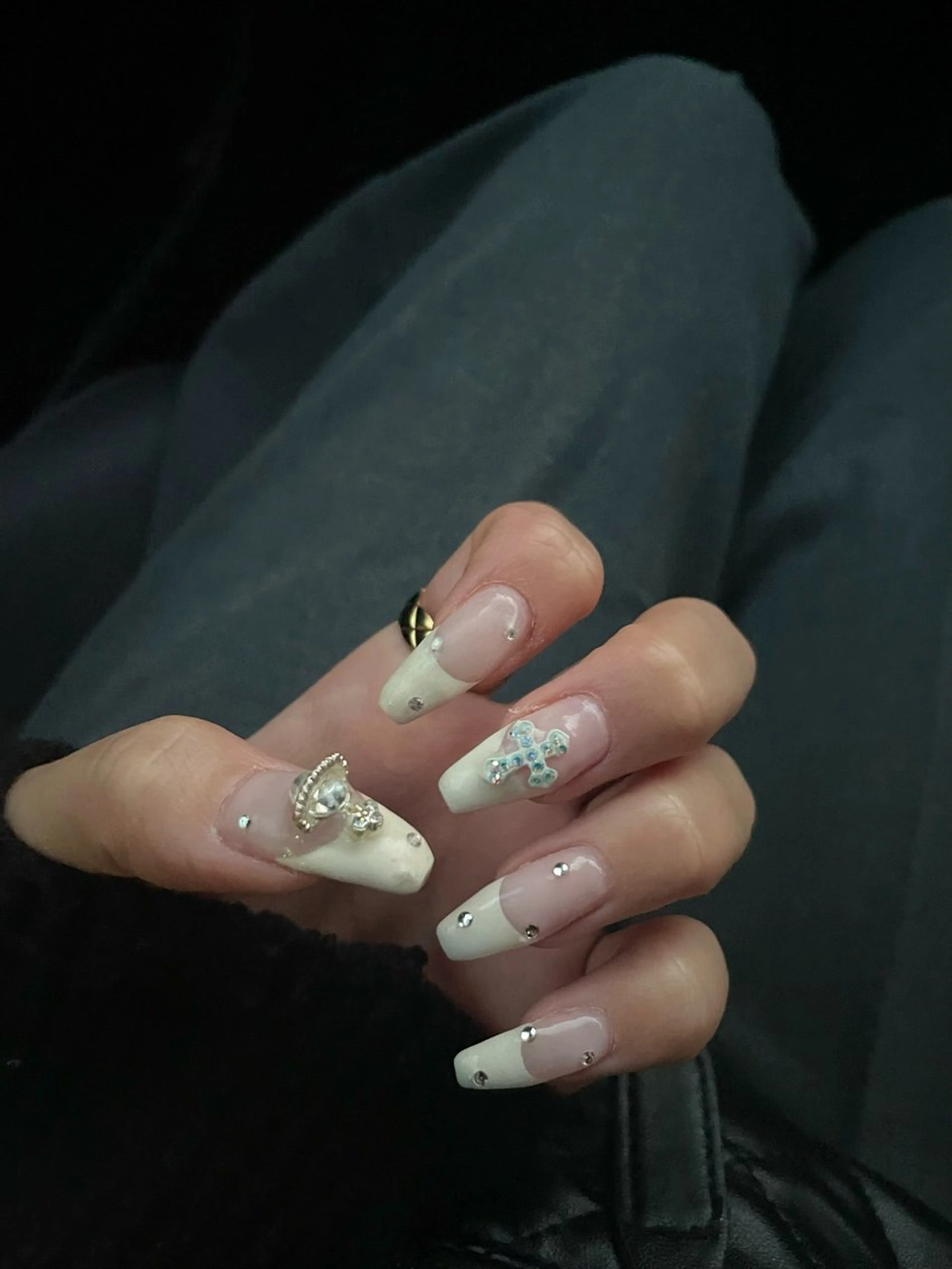 ネイル ハンドネイル Sii nail 🤍SAKIのネイルデザイン