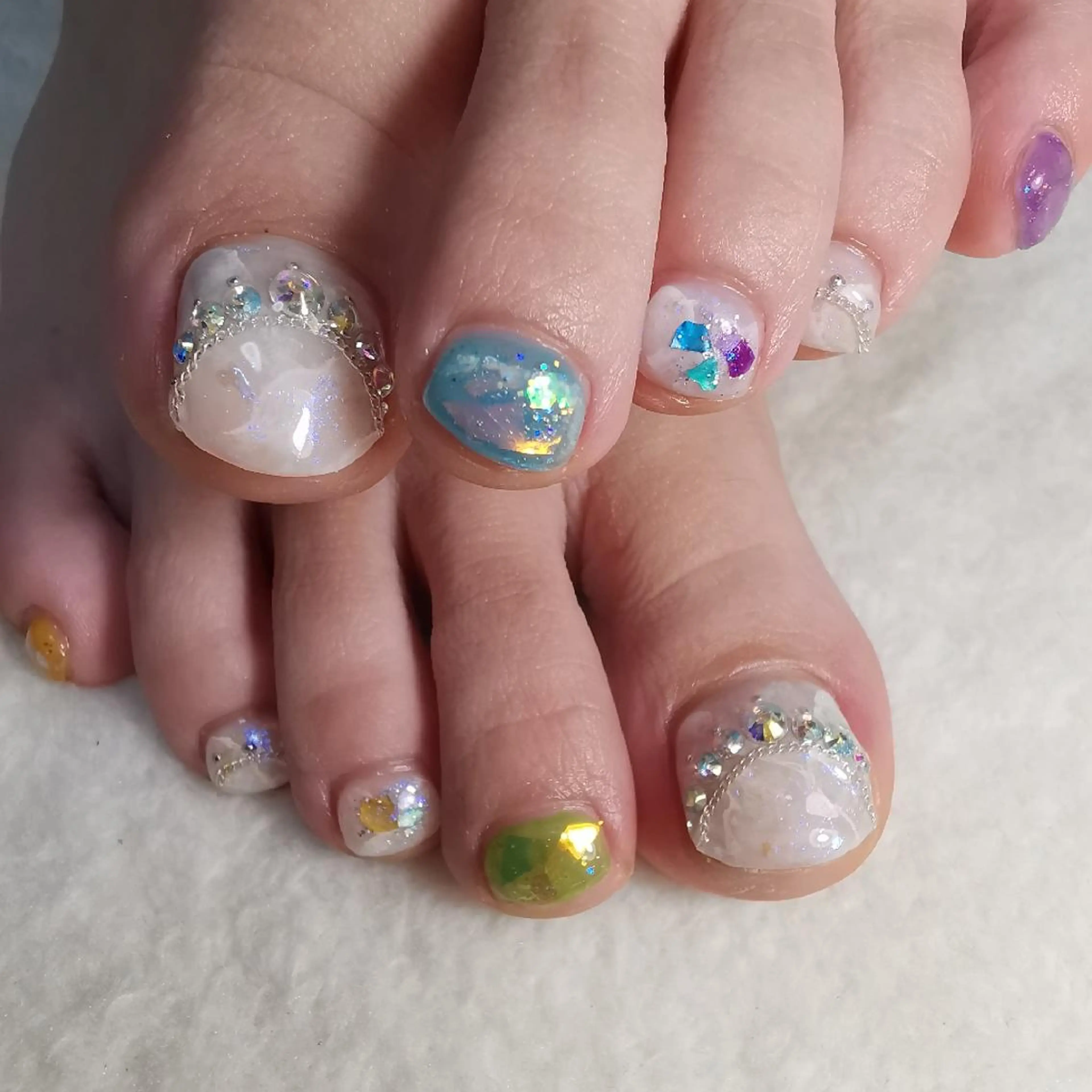 ネイル 氷ネイル・うるうるネイル 大理石ネイル(マーブル) フットネイル reve あやののネイルデザイン