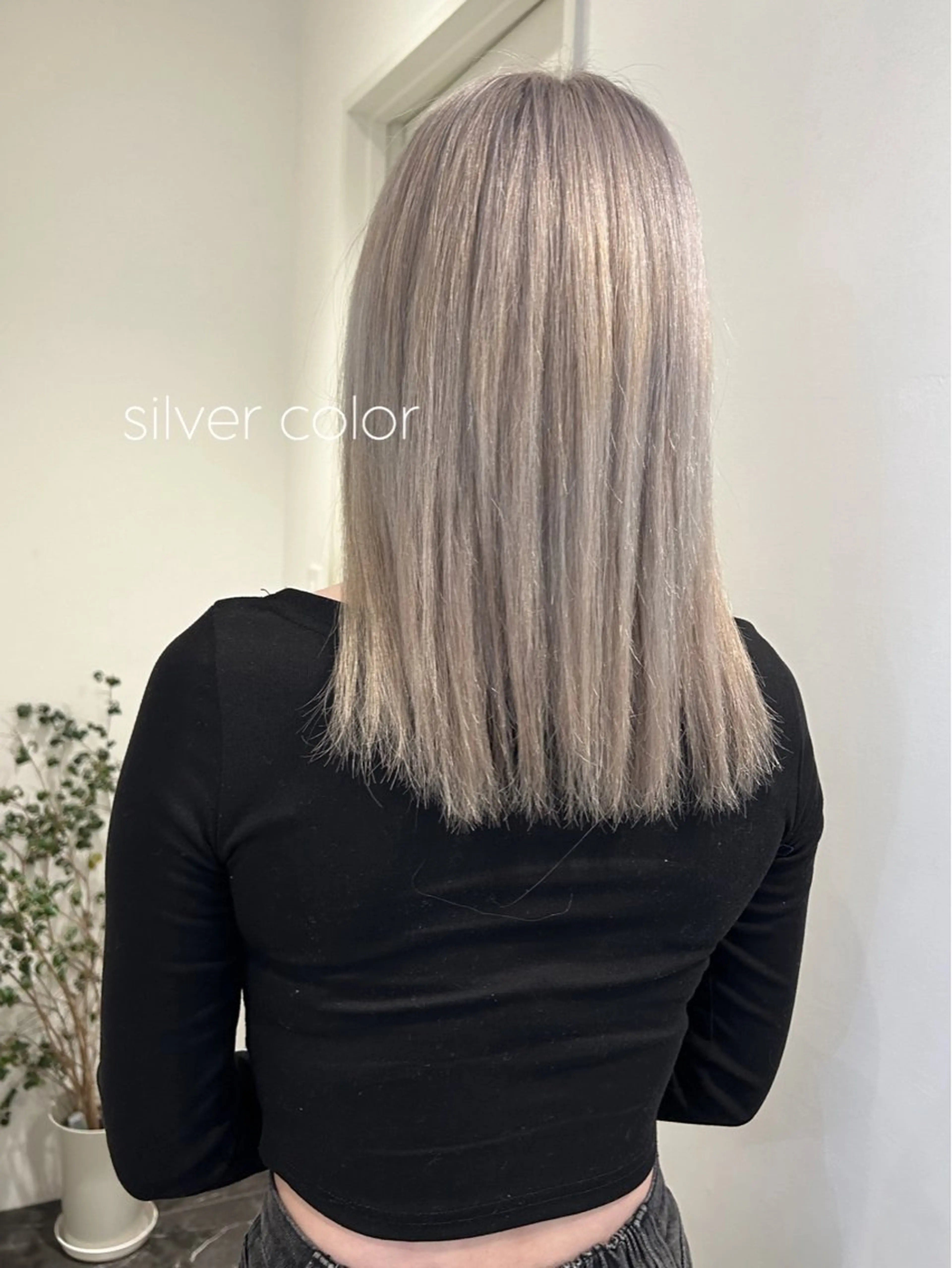 ミディアム カラー 湯浅 美葉のヘアスタイル