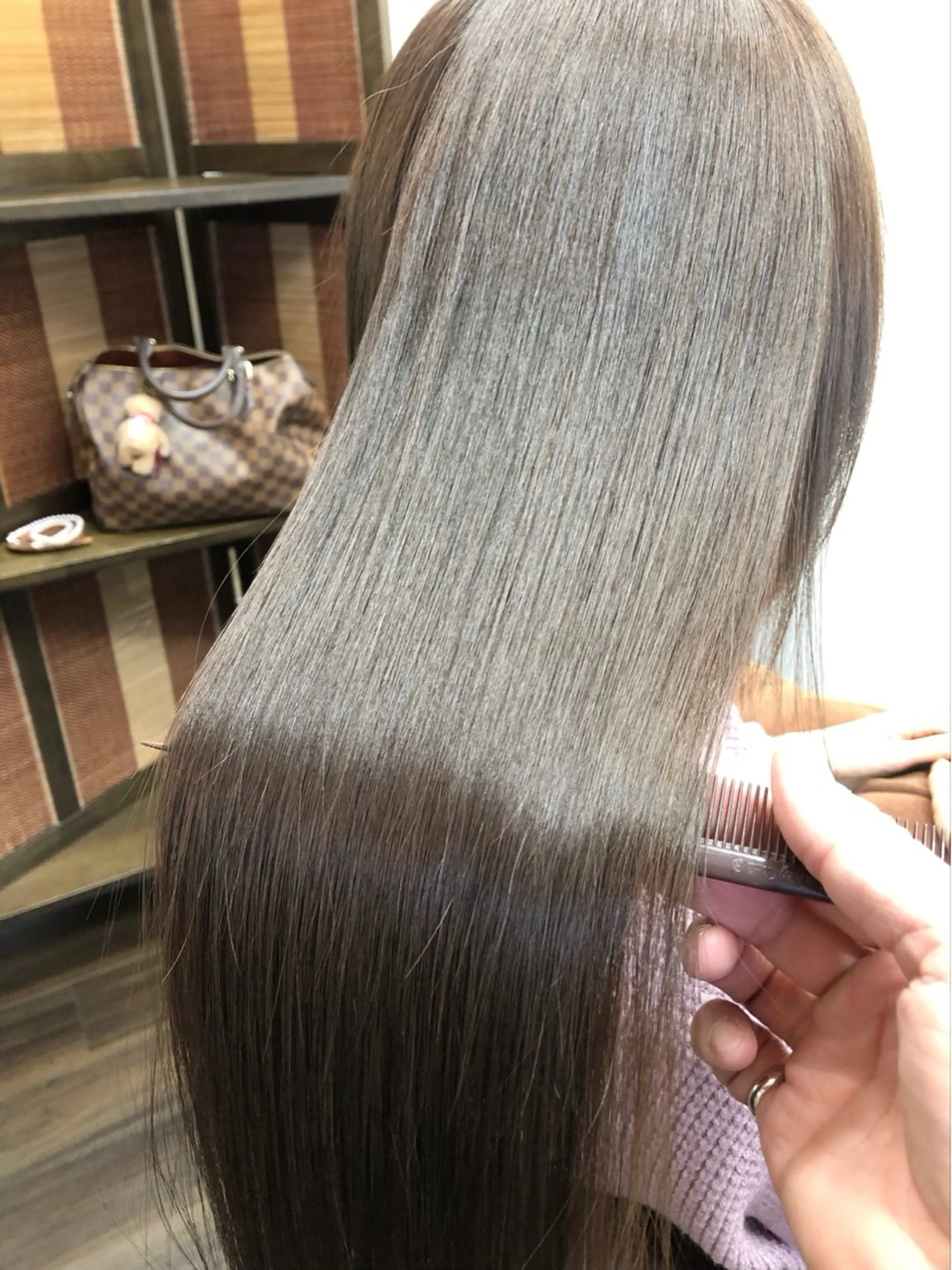 ロング カラー ブリーチ 髪質改善 トリートメント ヘアカラー トリートメント FORMA所属・美髪育成 FORMA代表　関のヘアスタイル