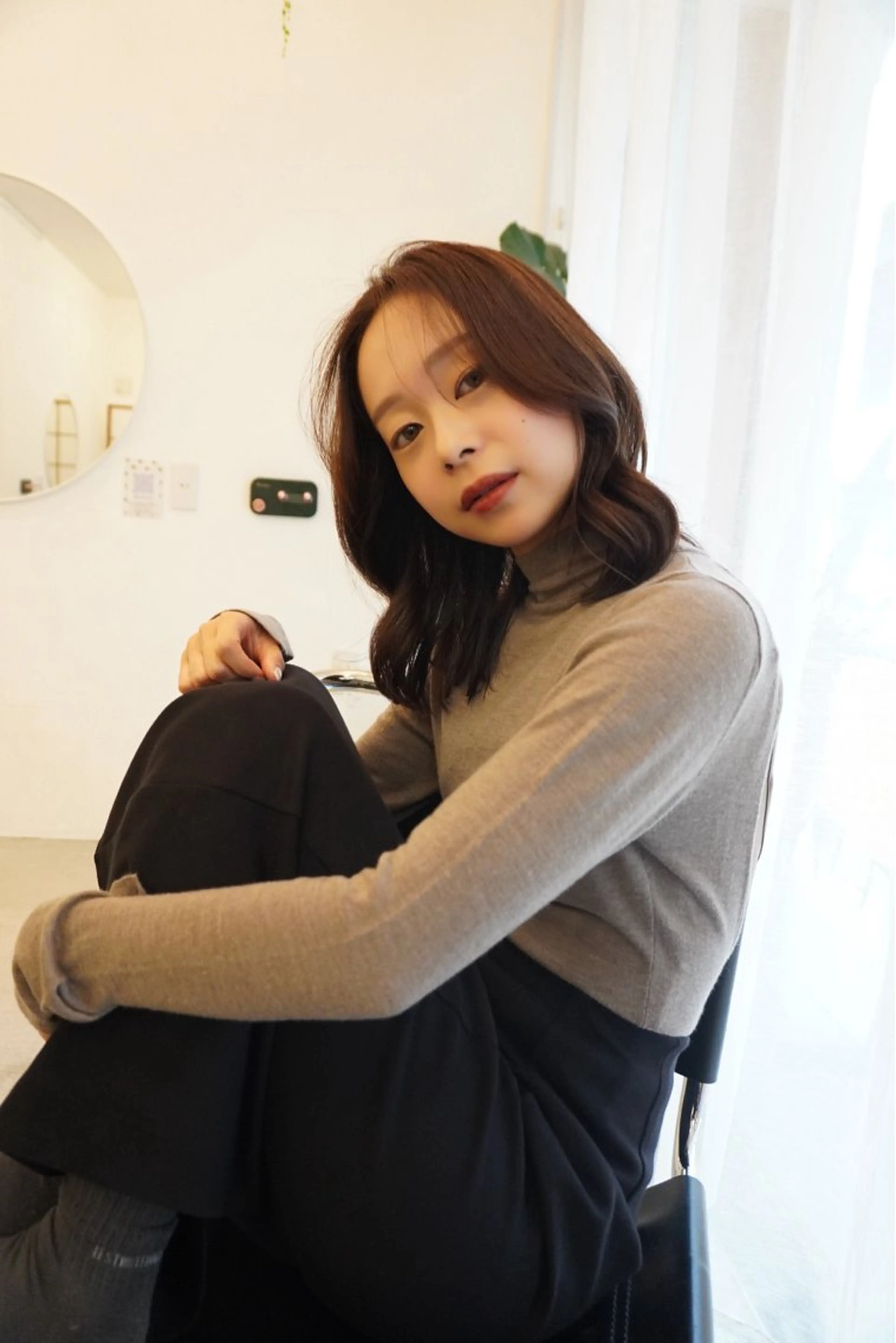 ミディアム カラー コテ巻き/パーマ/艶 透明感/荻原凜太郎のヘアスタイル