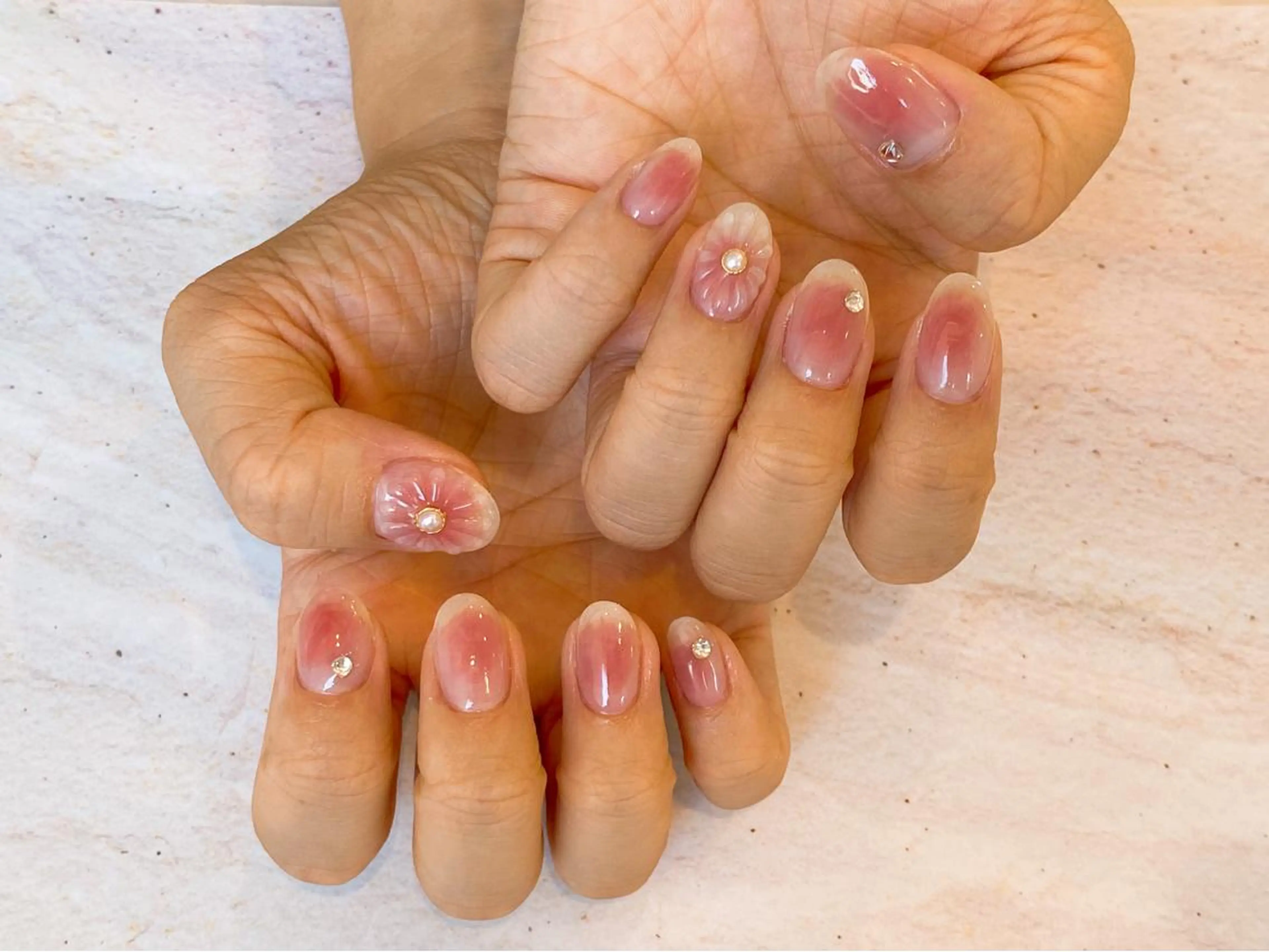 ネイル sofa Ayanaのネイルデザイン