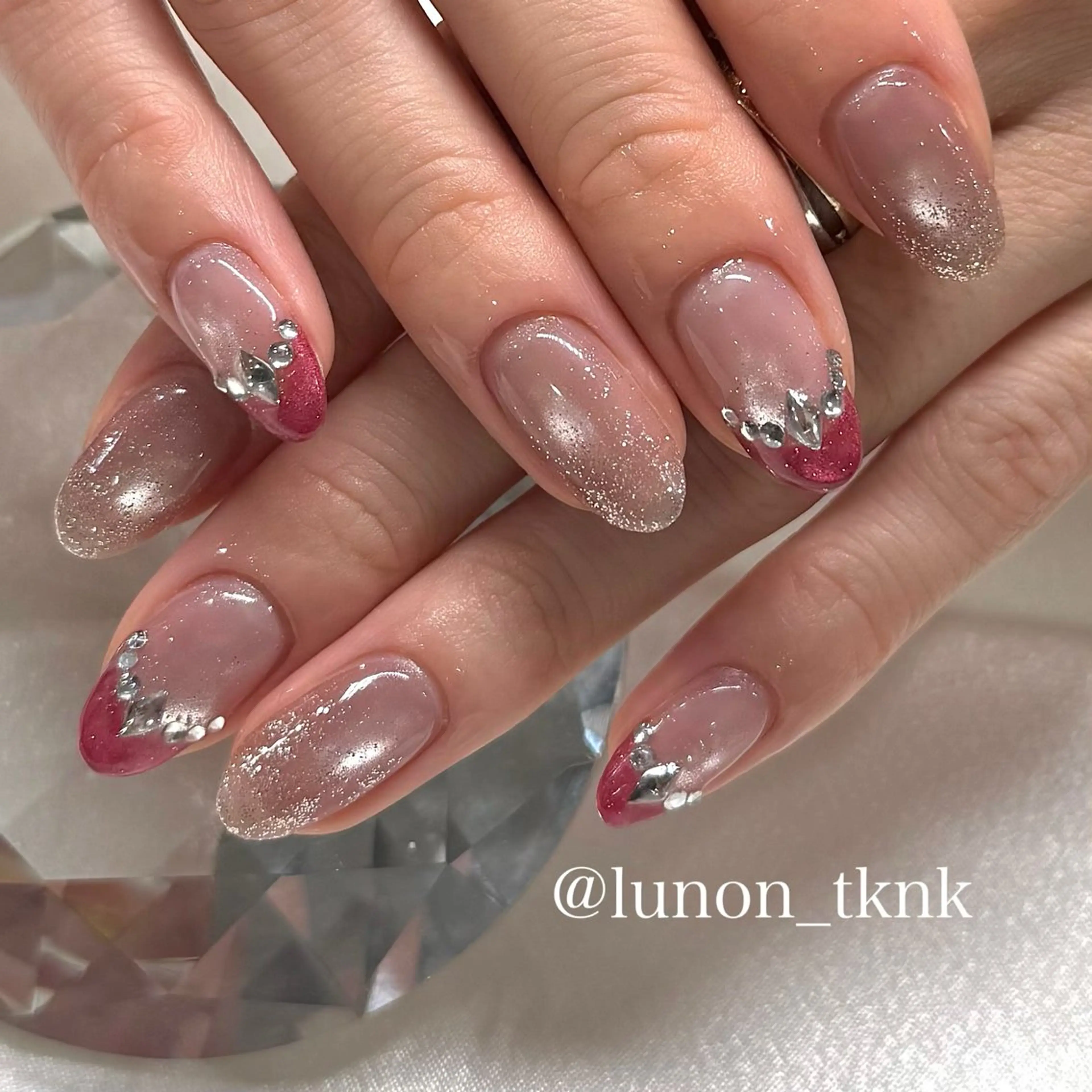 ネイル LUNON 竹ノ塚店のネイルデザイン