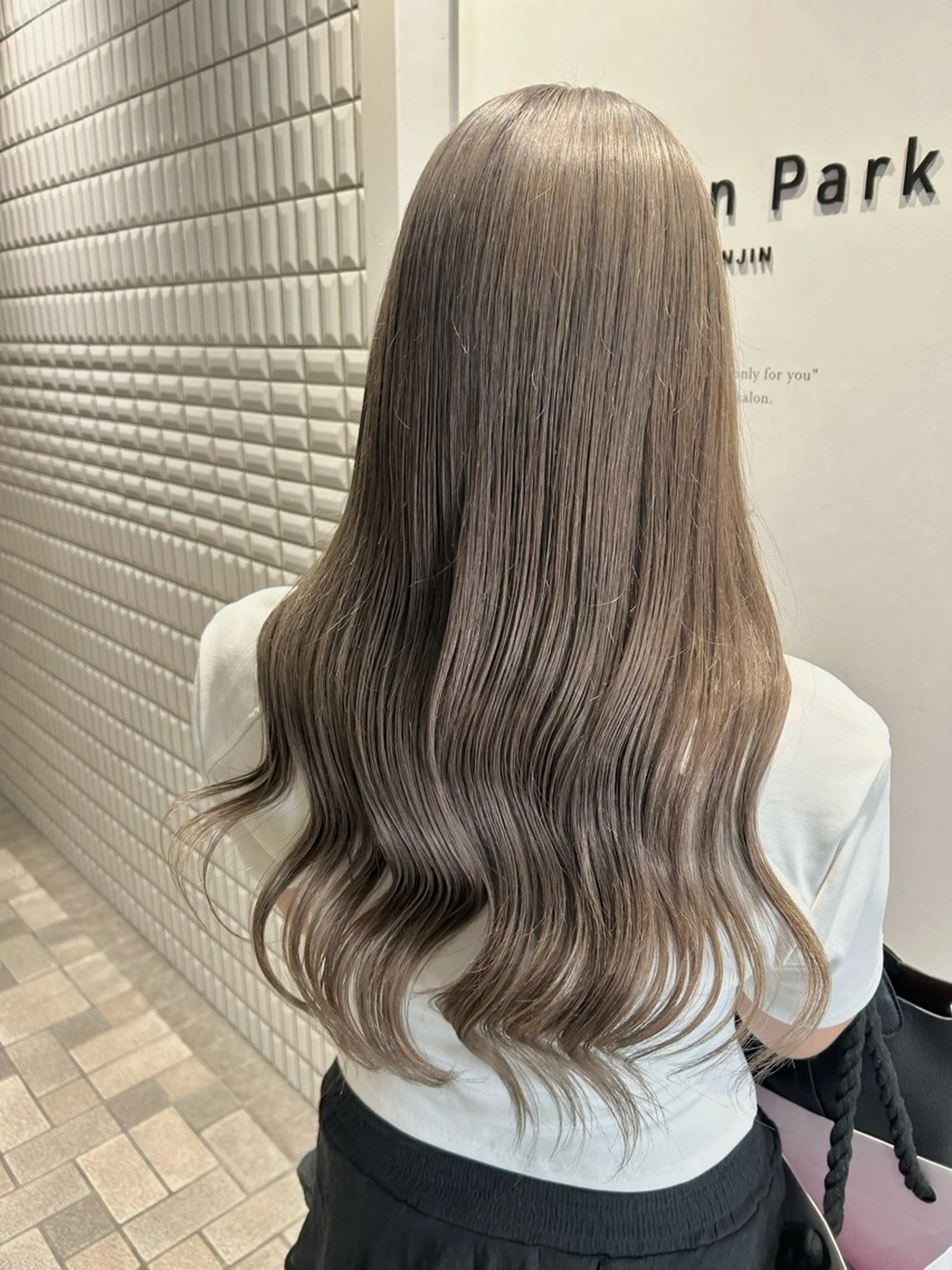 ロング カラー カット ヘアカラー 髪質改善will hairdesignのヘアスタイル