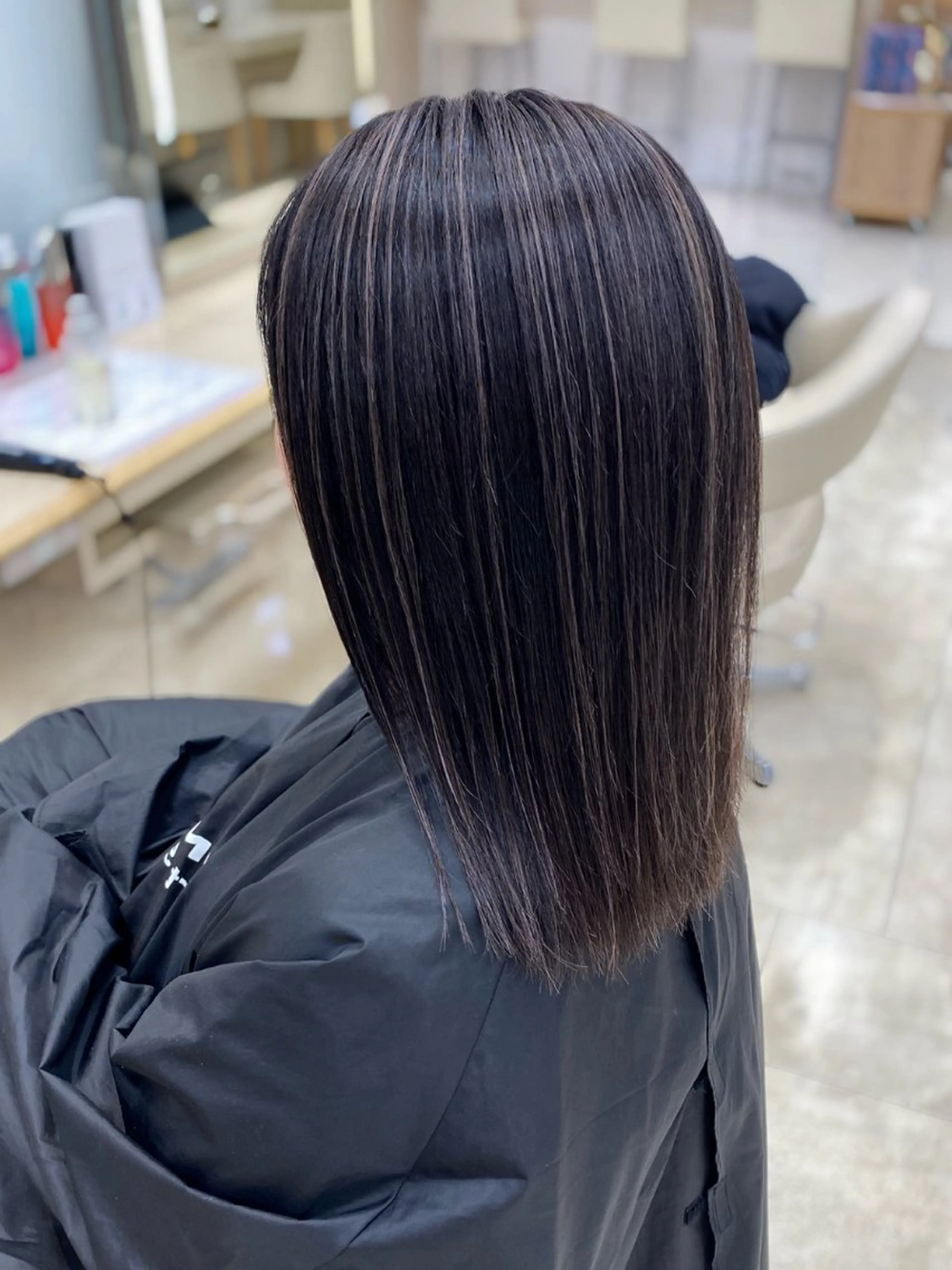 ミディアム カラー バレイヤージュ ベージュカラー ブリーチ ブロンド ケアブリーチ カット ヘアカラー トリートメント 銀座/ハイライト特化 🌿ブリーチ/片山のヘアスタイル