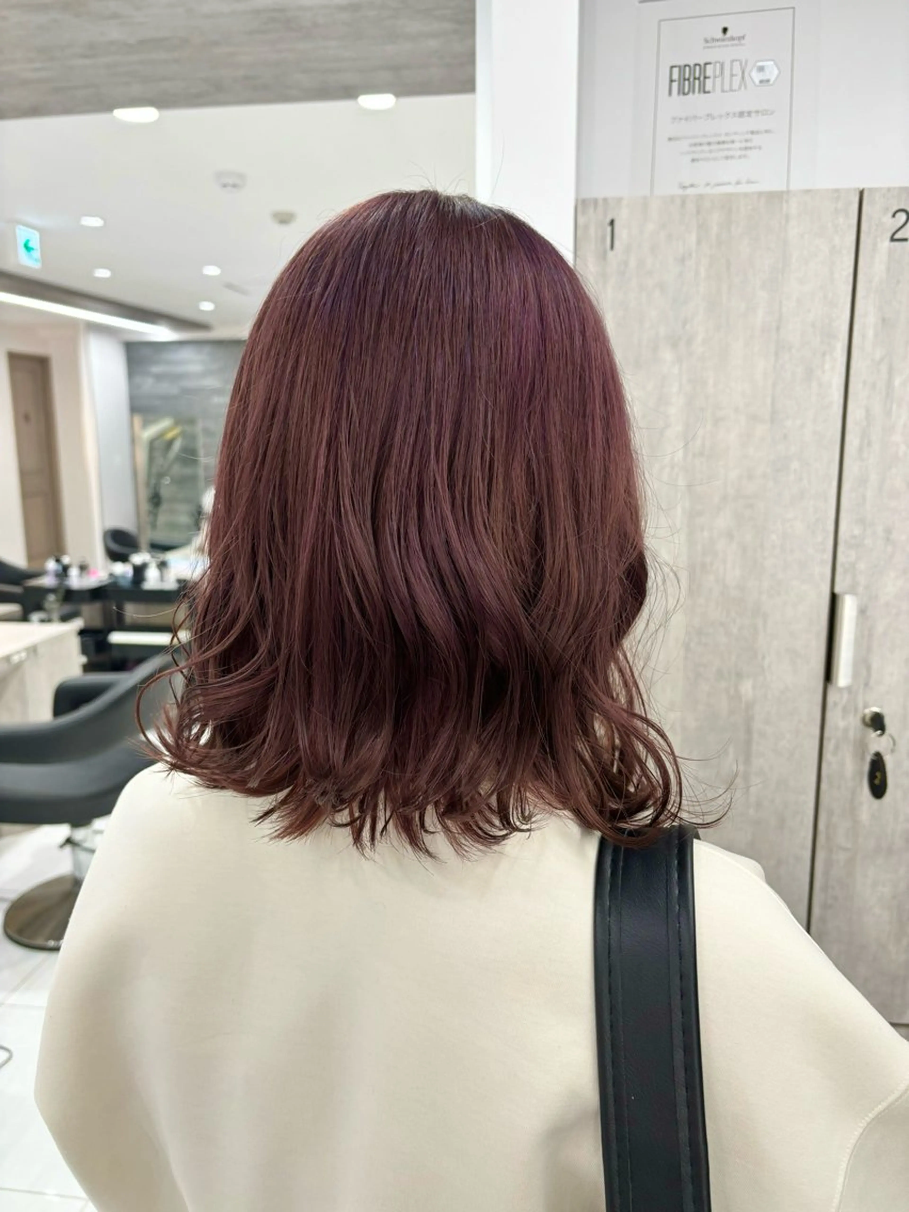 ミディアム カラー Rina/似合う × なりたい、叶えます。のヘアスタイル