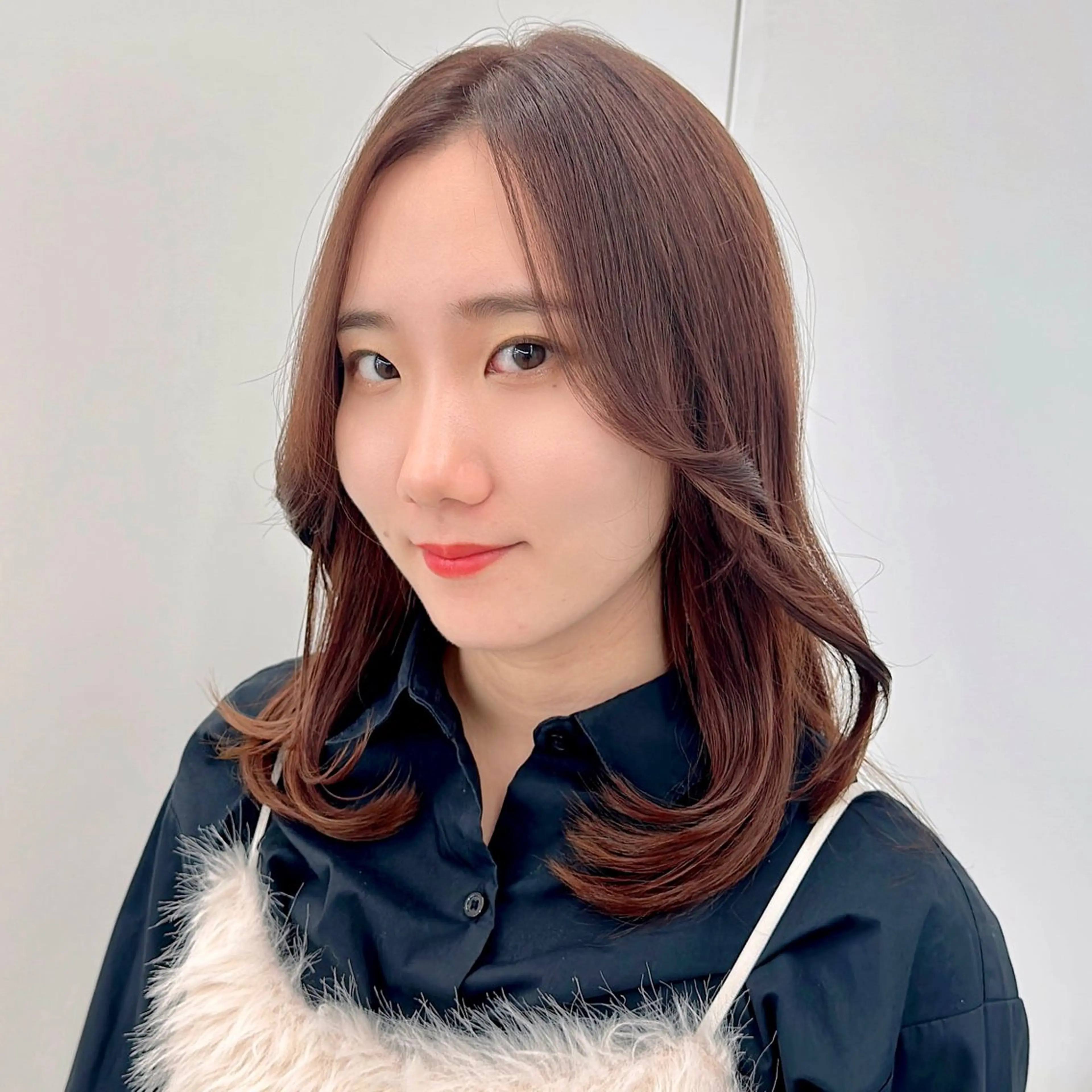 ミディアム カラー カット ヘアカラー トリートメント ブリーチなし/レイヤ ー特化🌈Tommyのヘアスタイル