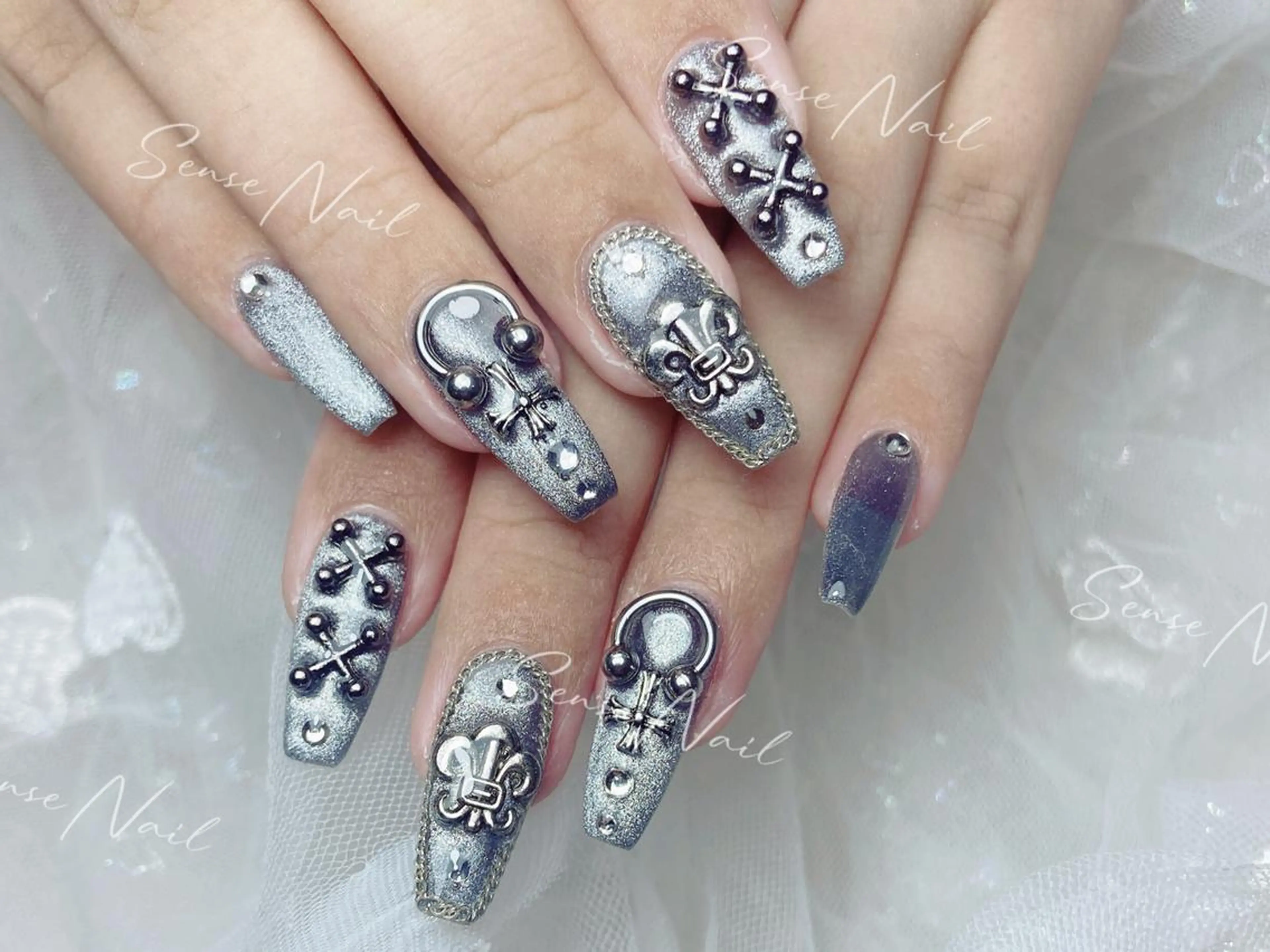 ネイル ハンドネイル ハンドケア Feinn Ink💕のネイルデザイン