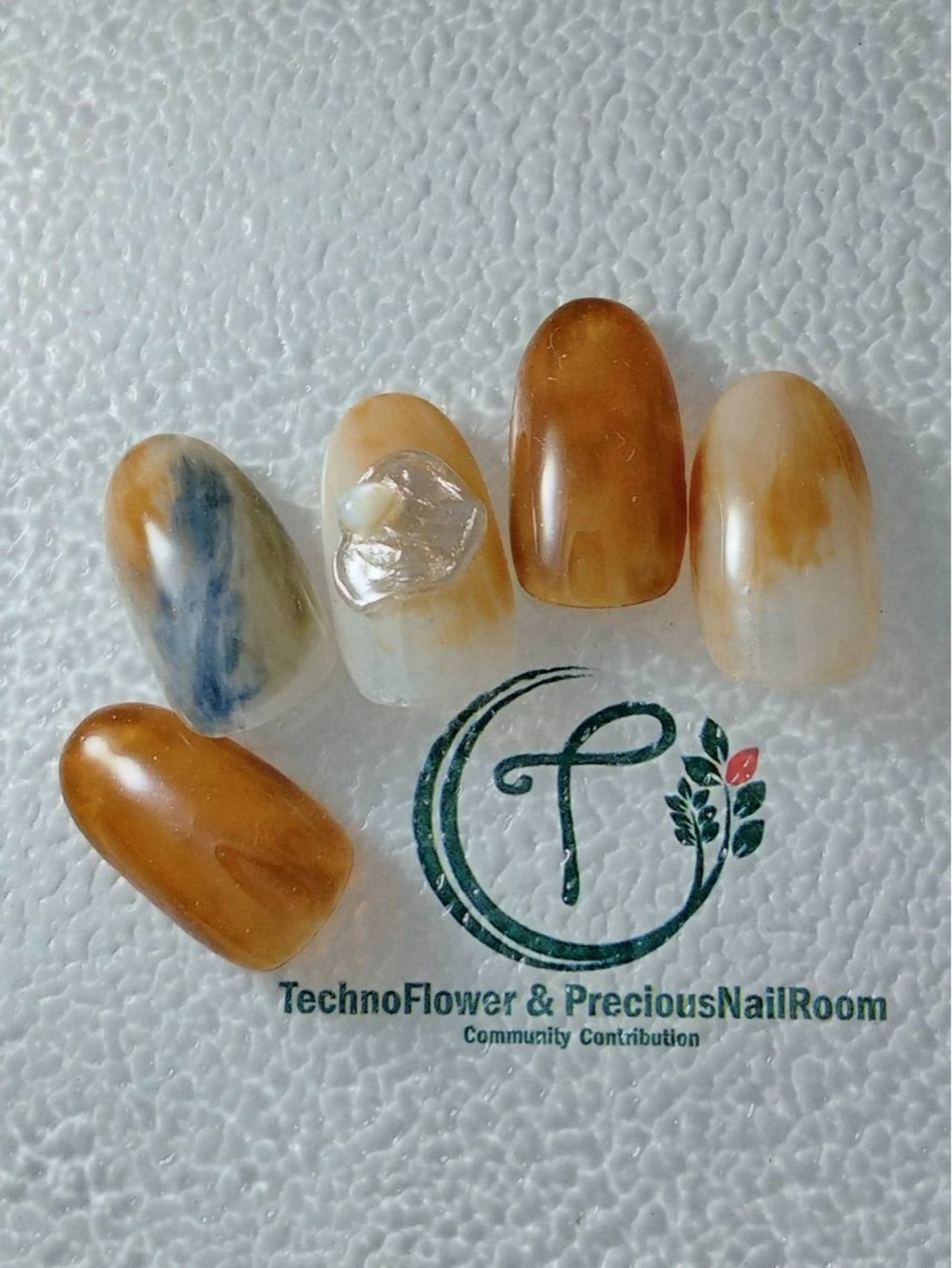 ネイル フラワーネイル precious nail room所属・precious nail  roomのネイルデザイン