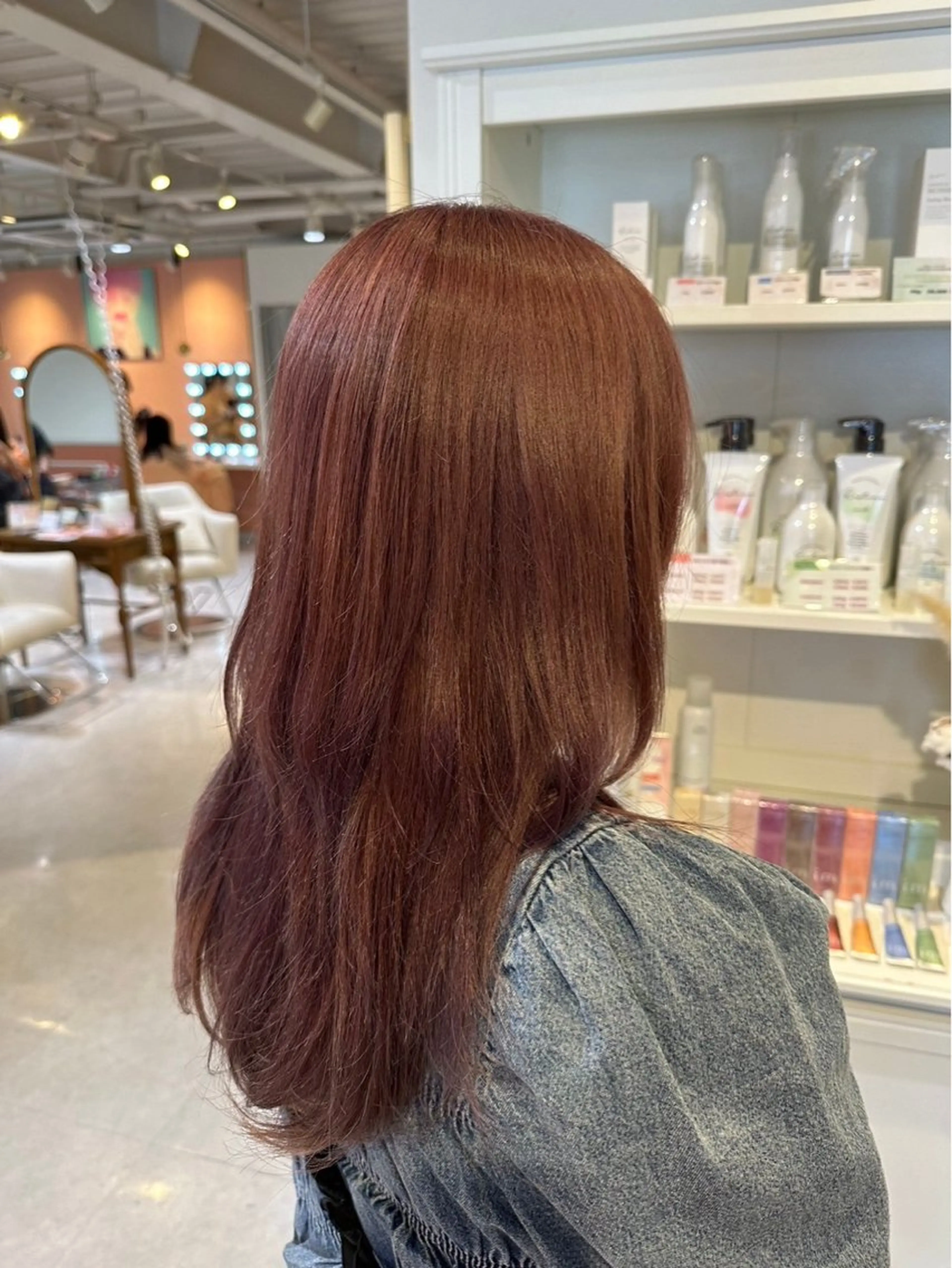 【🌷ミディアム限定💕】ミディアムカット+艶トリートメント🍯🤍の写真