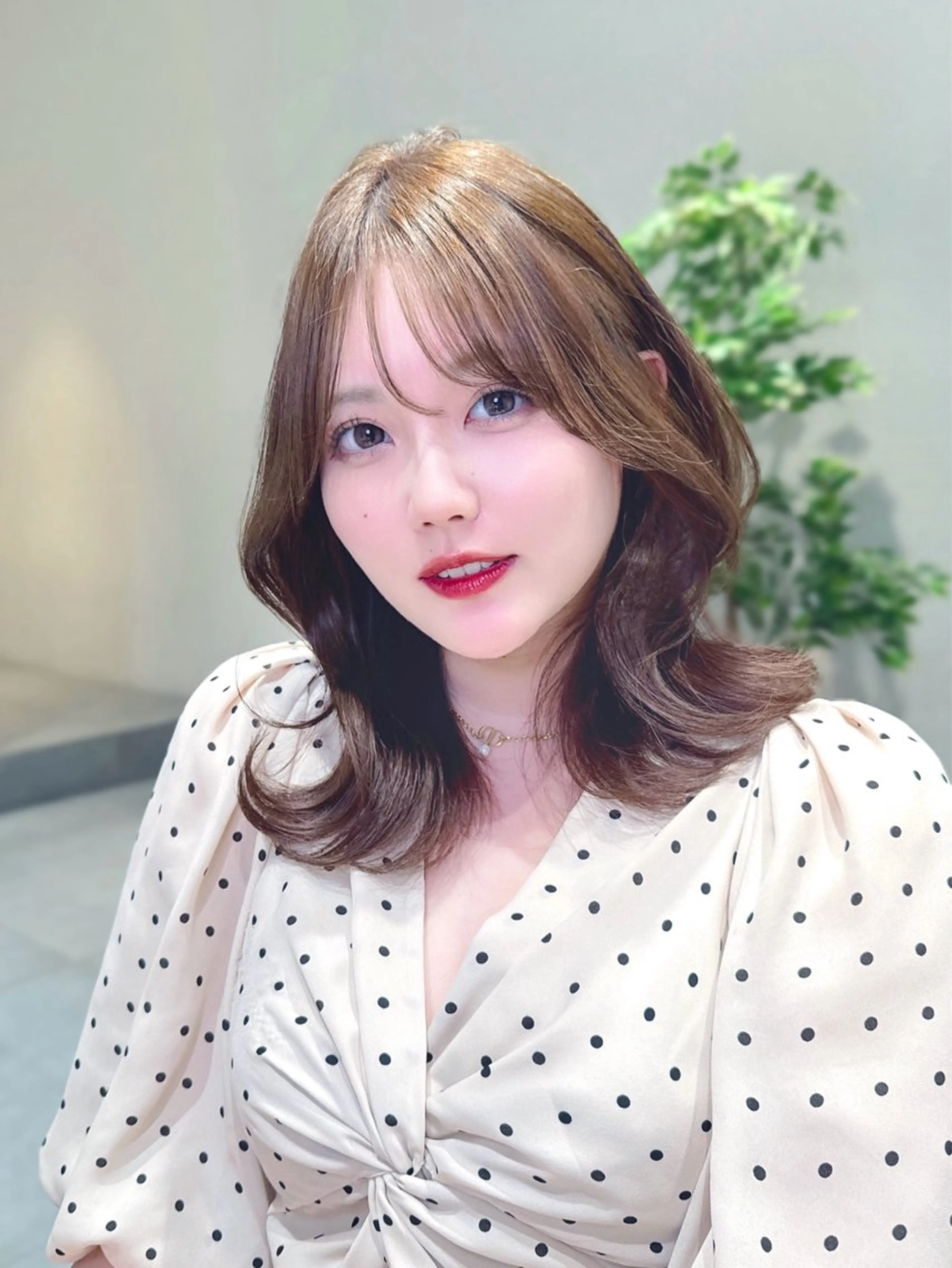 ミディアム カラー カット ヘアカラー トリートメント ヘッドスパ ヘアセット 韓国ヘア/レイヤー/ 顔まわり/りょーとのヘアスタイル