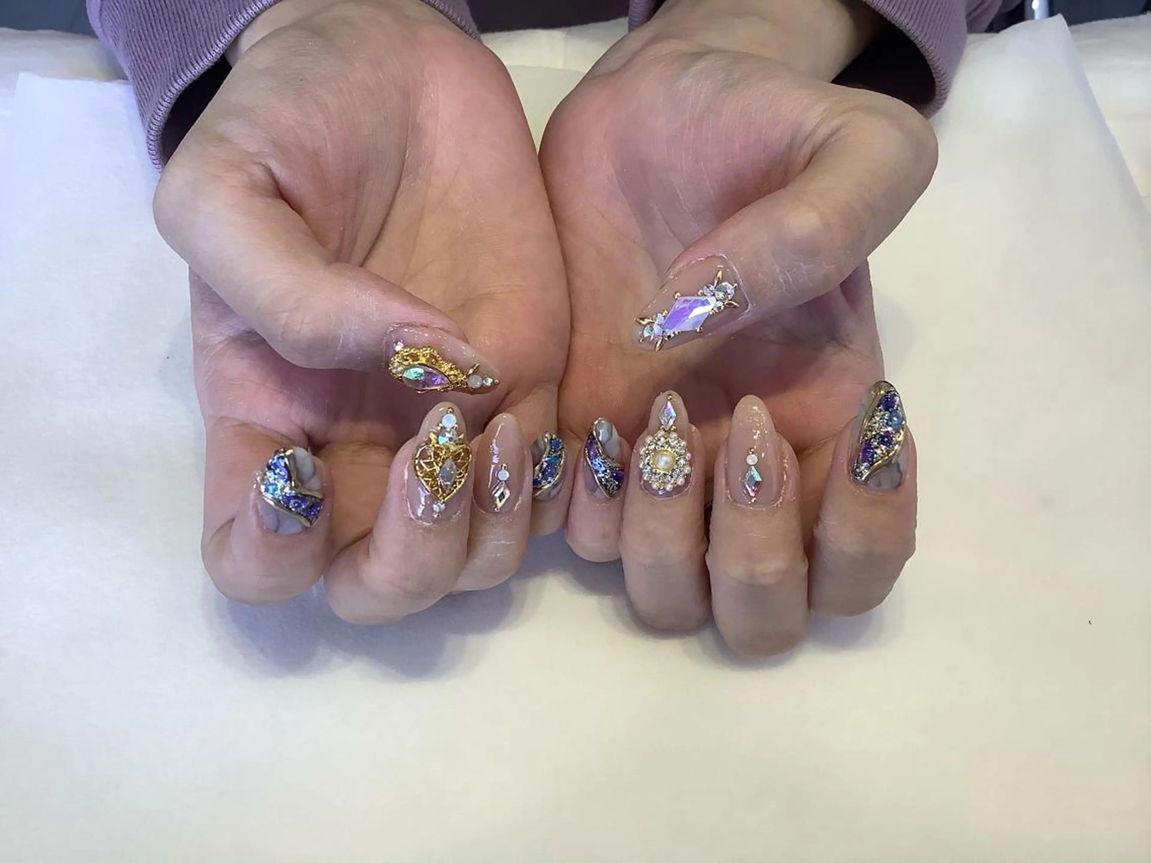 ネイル ハンドネイル 💎🐰 saki. m 🐰💎のネイルデザイン