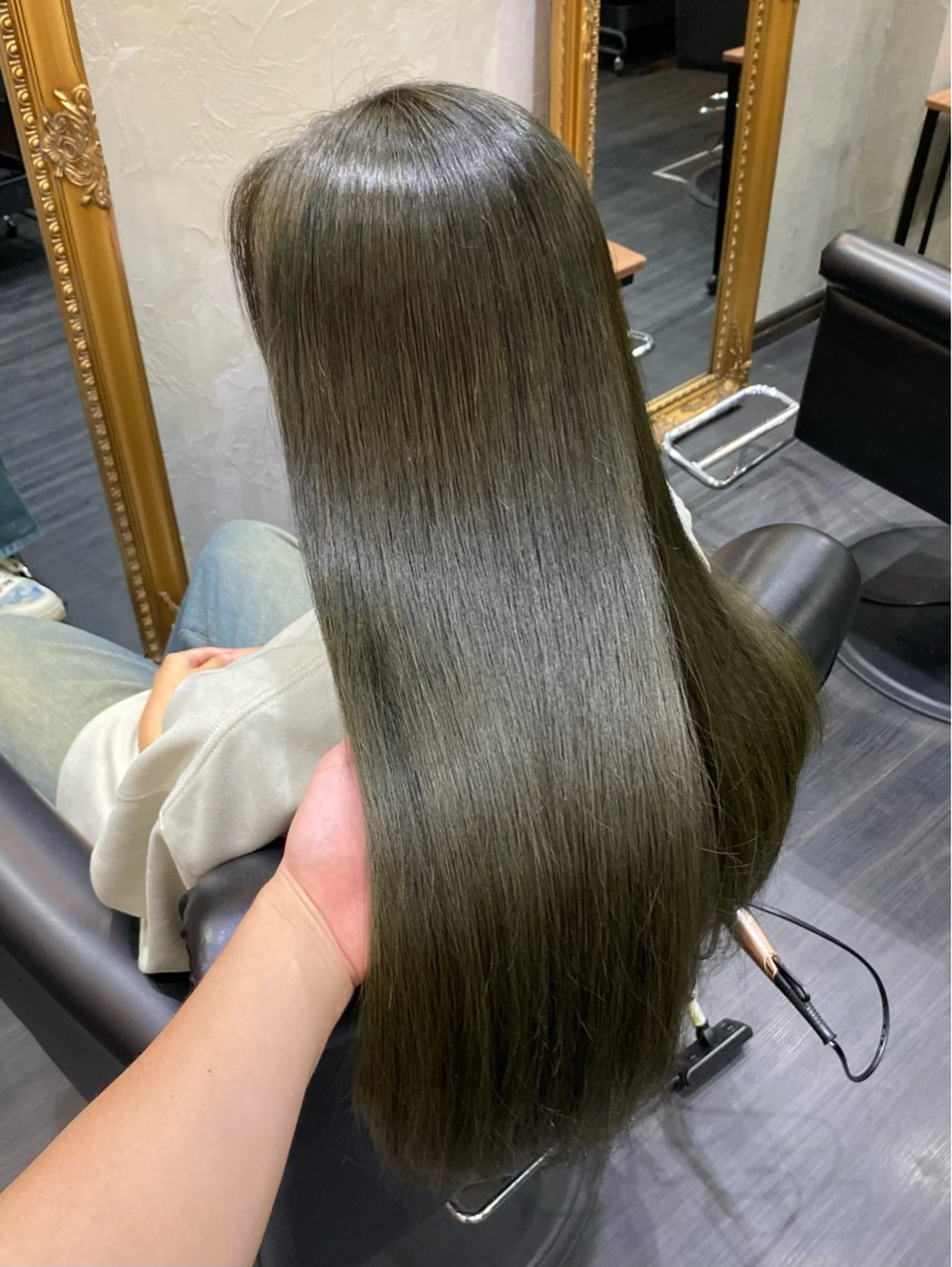 ロング カラー パーマ ヘアアレンジ メンズ キッズ HairSignature所属・ブリーチ指名神戸 No.1美容師RENのヘアスタイル