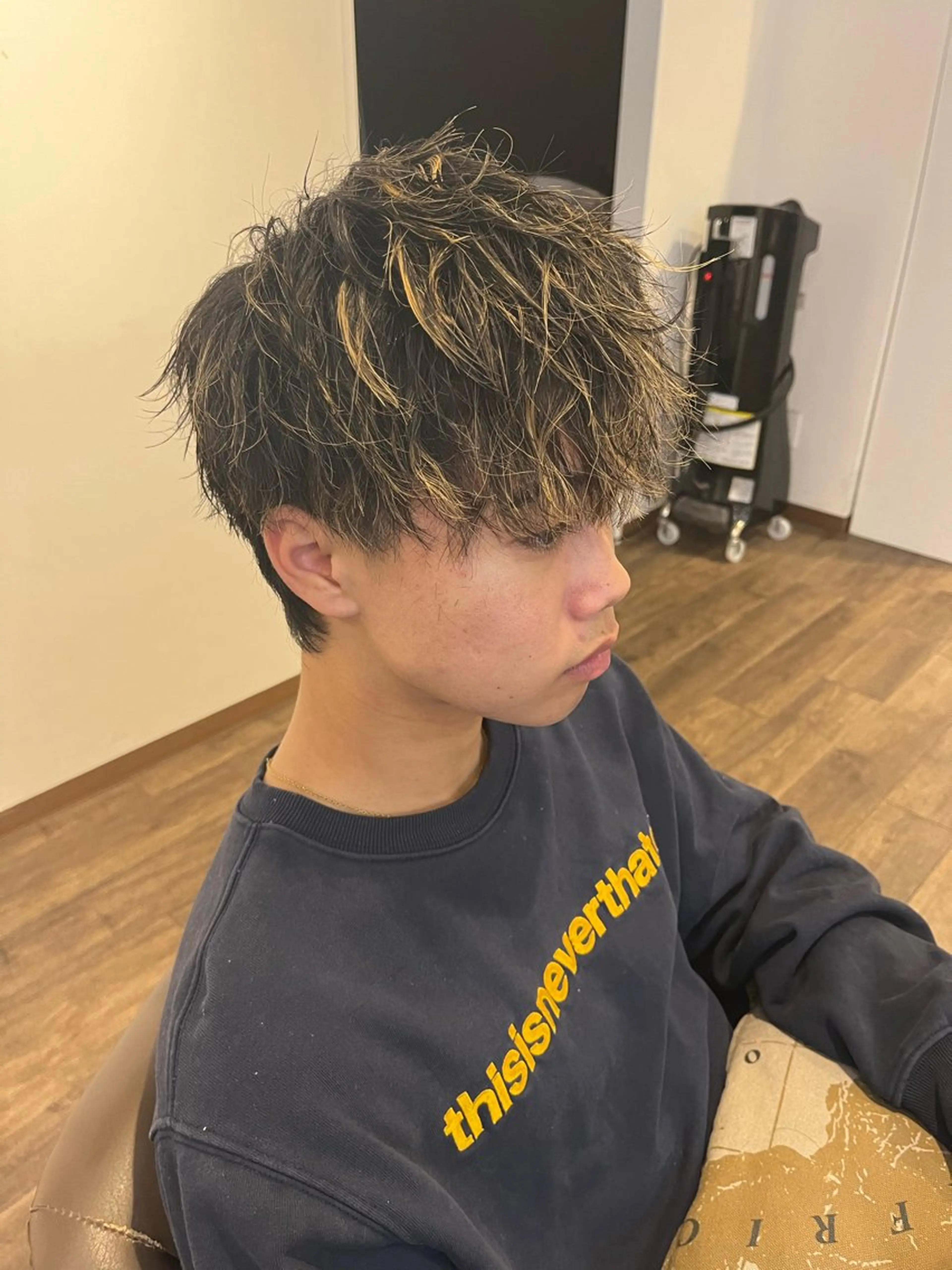 ショート メンズ 吹田/岸辺/宇津 太喜のヘアスタイル