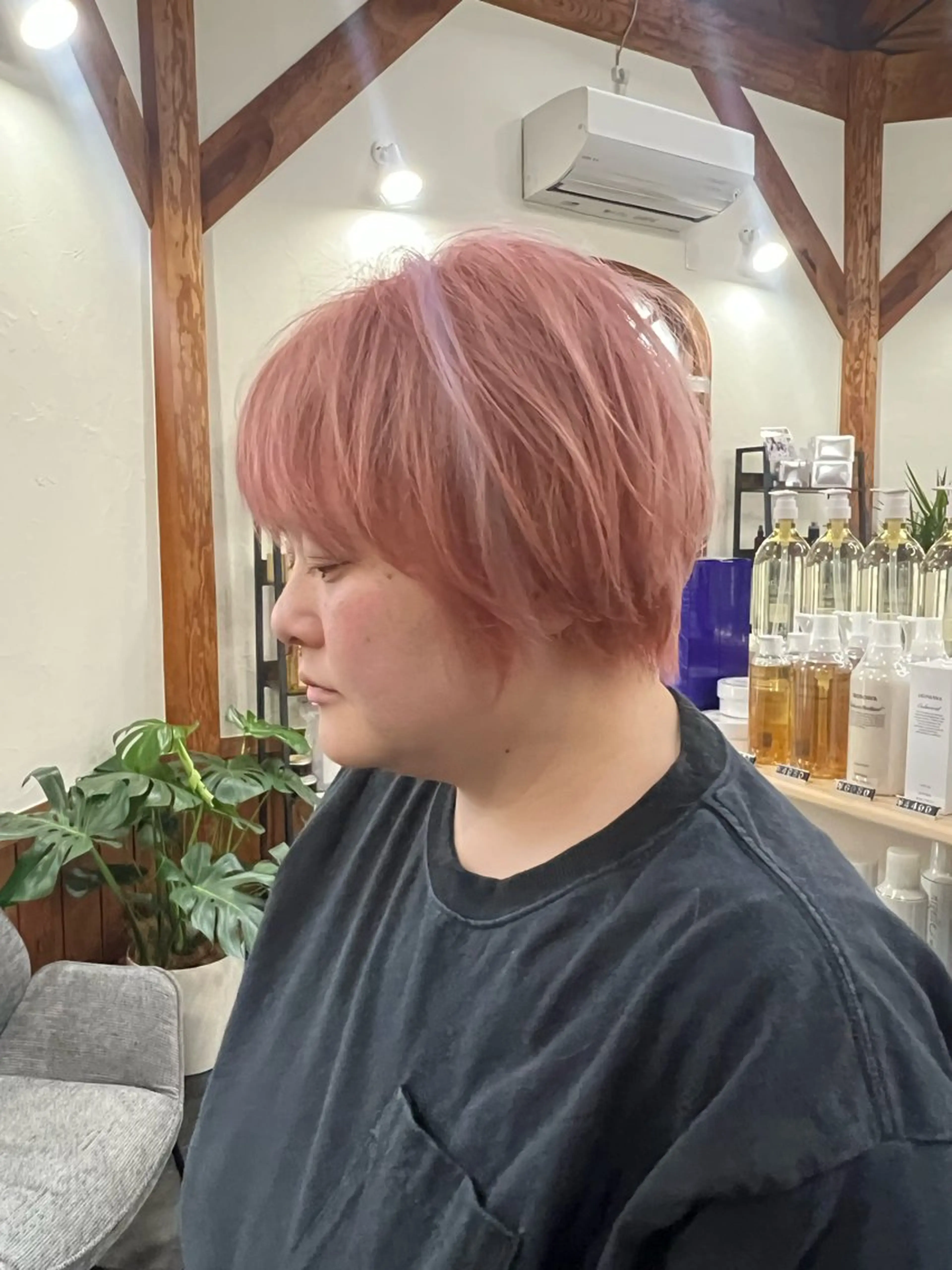 ショート ヘアカラー トリートメント slow所属・名取 純平のヘアスタイル