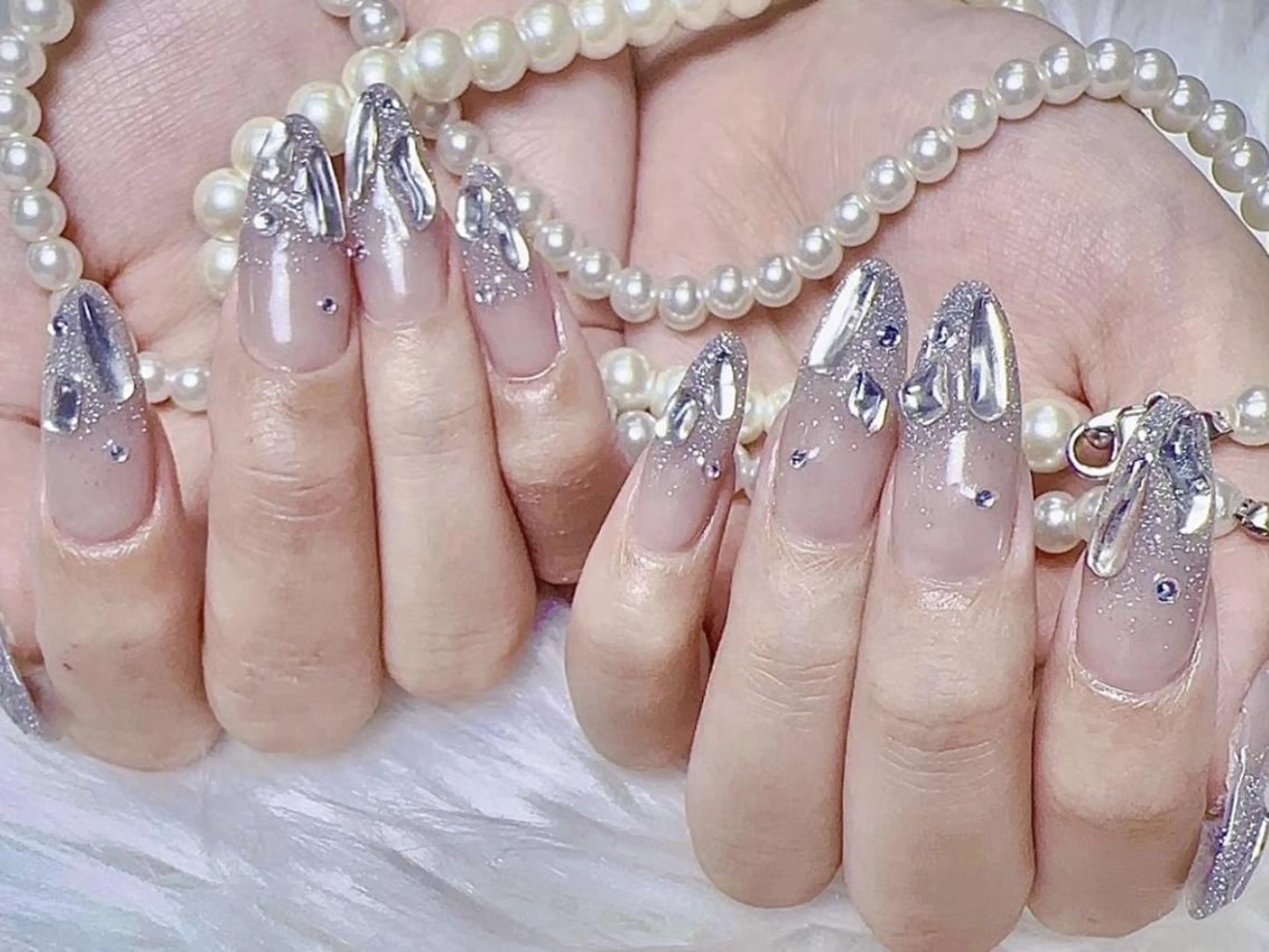 メンズ ネイル アートネイル フレンチネイル ジェルネイル キラキラネイル パラジェル Bloom kabukiのネイルデザイン