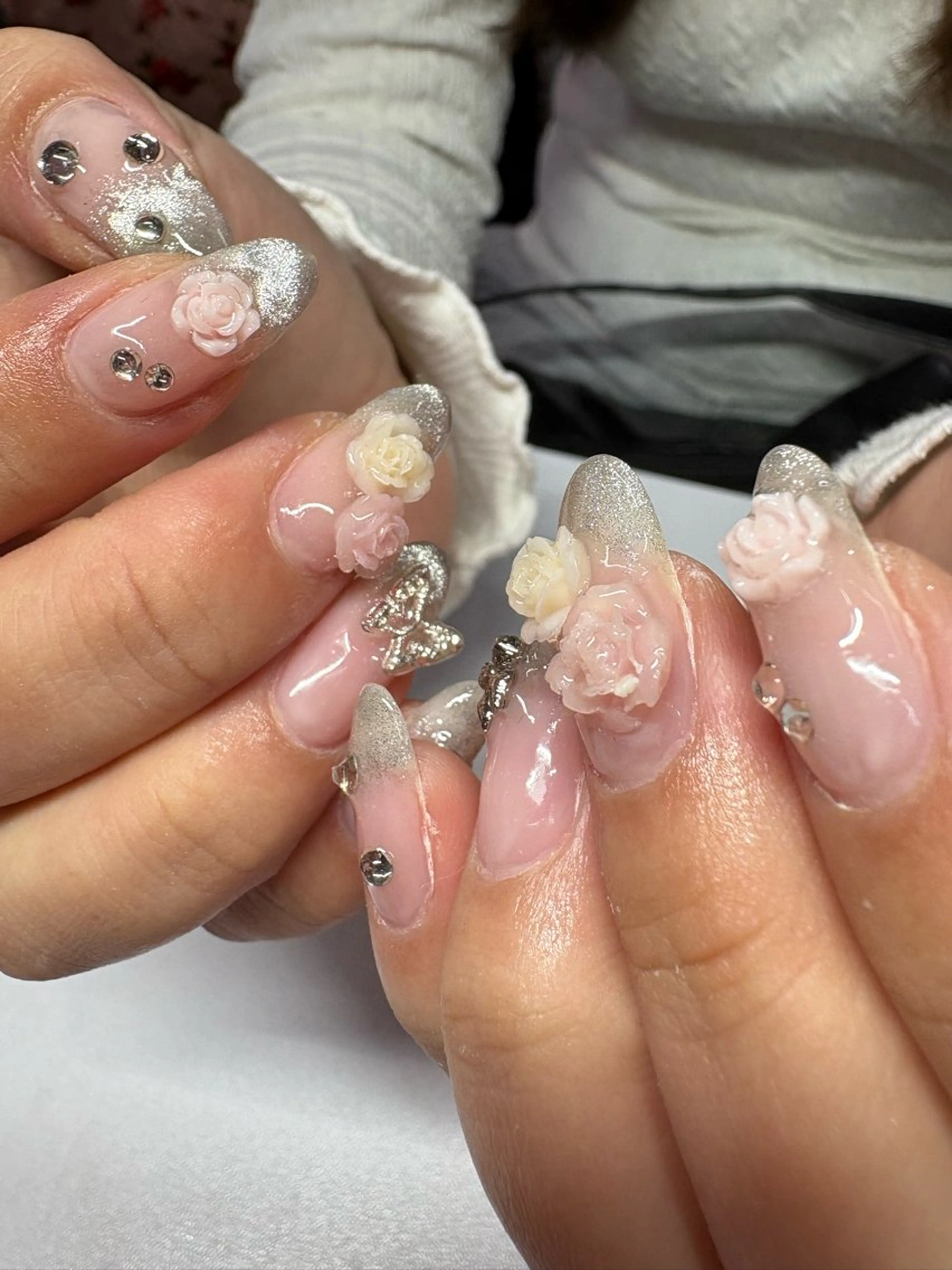 ネイル 佐々木 優衣のネイルデザイン