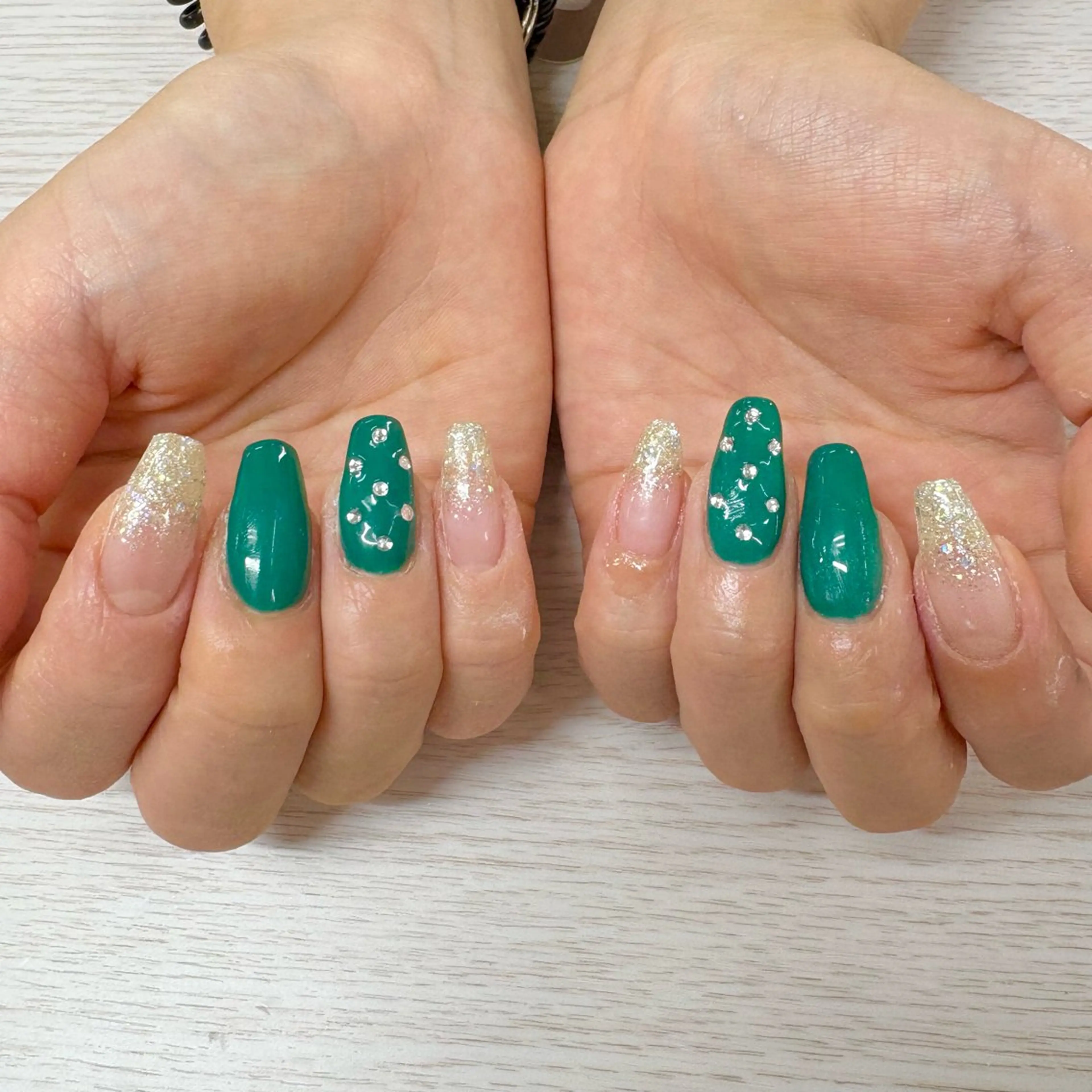 ネイル TRU NAIL大船店所属・TRU かつらのネイルデザイン