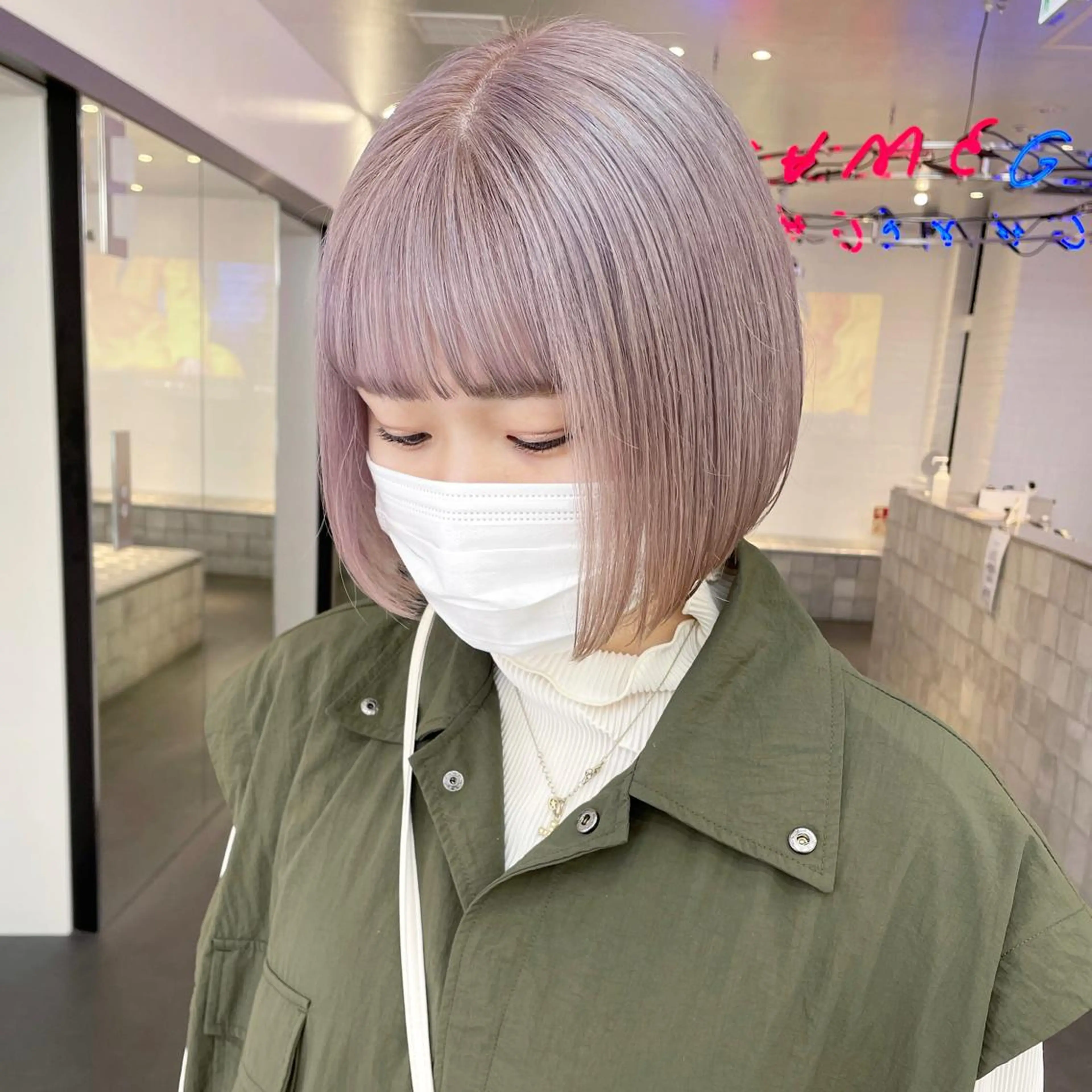 ミディアム カラー ヘアアレンジ メンズ キッズ ネイル マツエク・マツパ アイブロウ ラベンダーカラー ホワイト ヘアカラー トリートメント ボブ×柔らかいカラー 🩰misaki𓍼のヘアスタイル