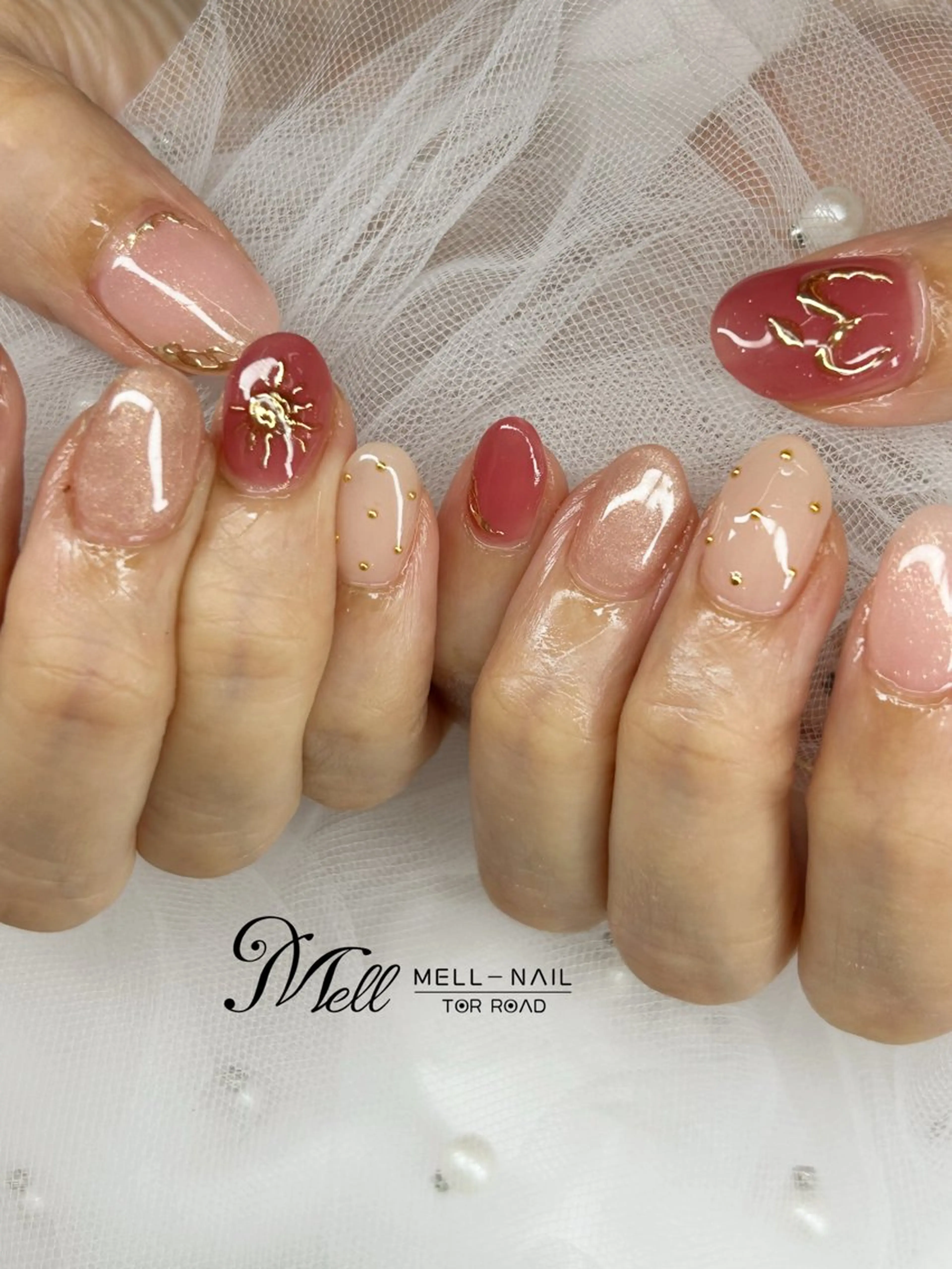 ネイル MELL-NAIL所属・Ayaka. MELL-NAILのネイルデザイン