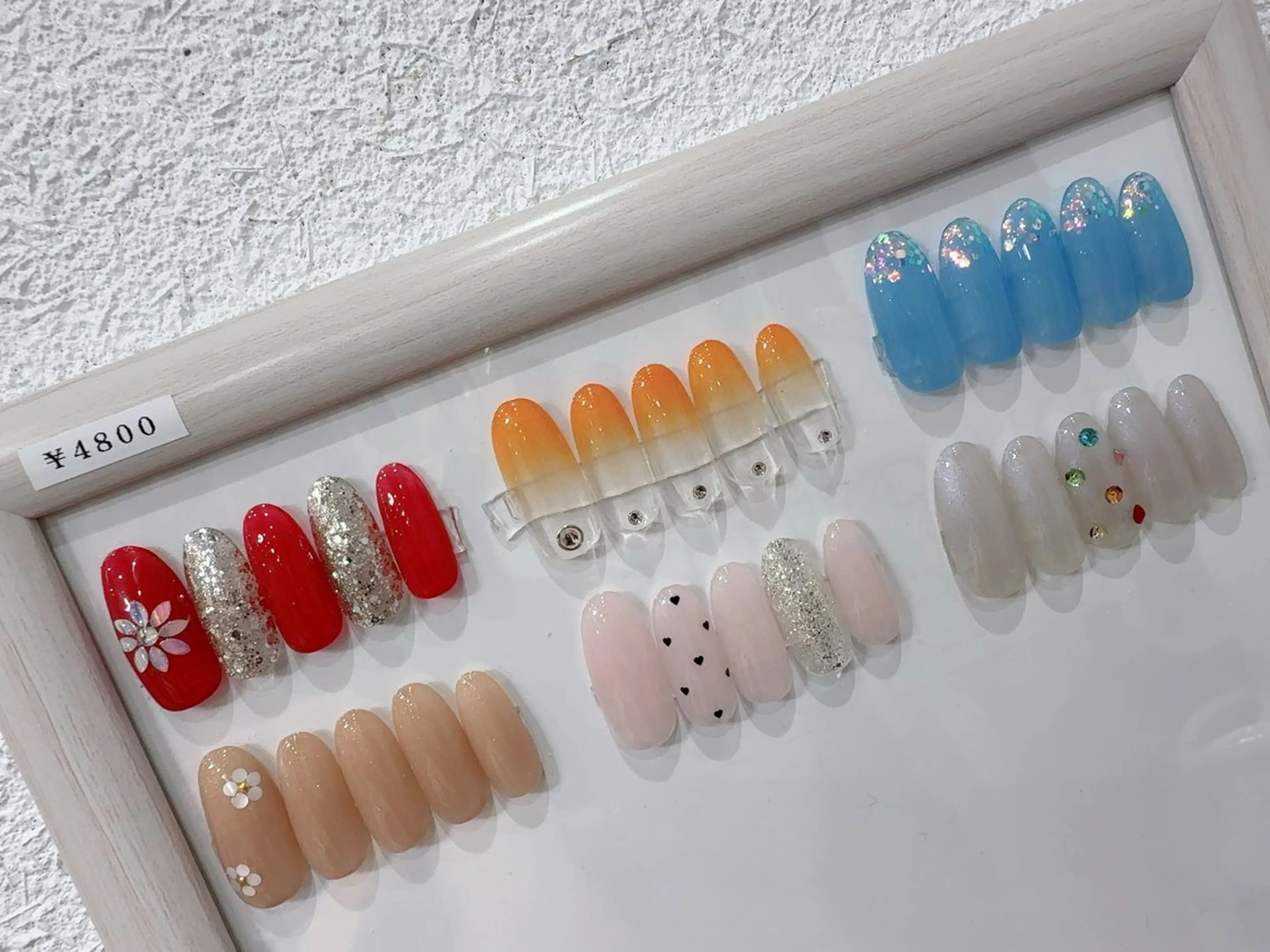 ハンド🖐️シンプルデザイン【オフ有り】💅160色の中から選べます💓の写真