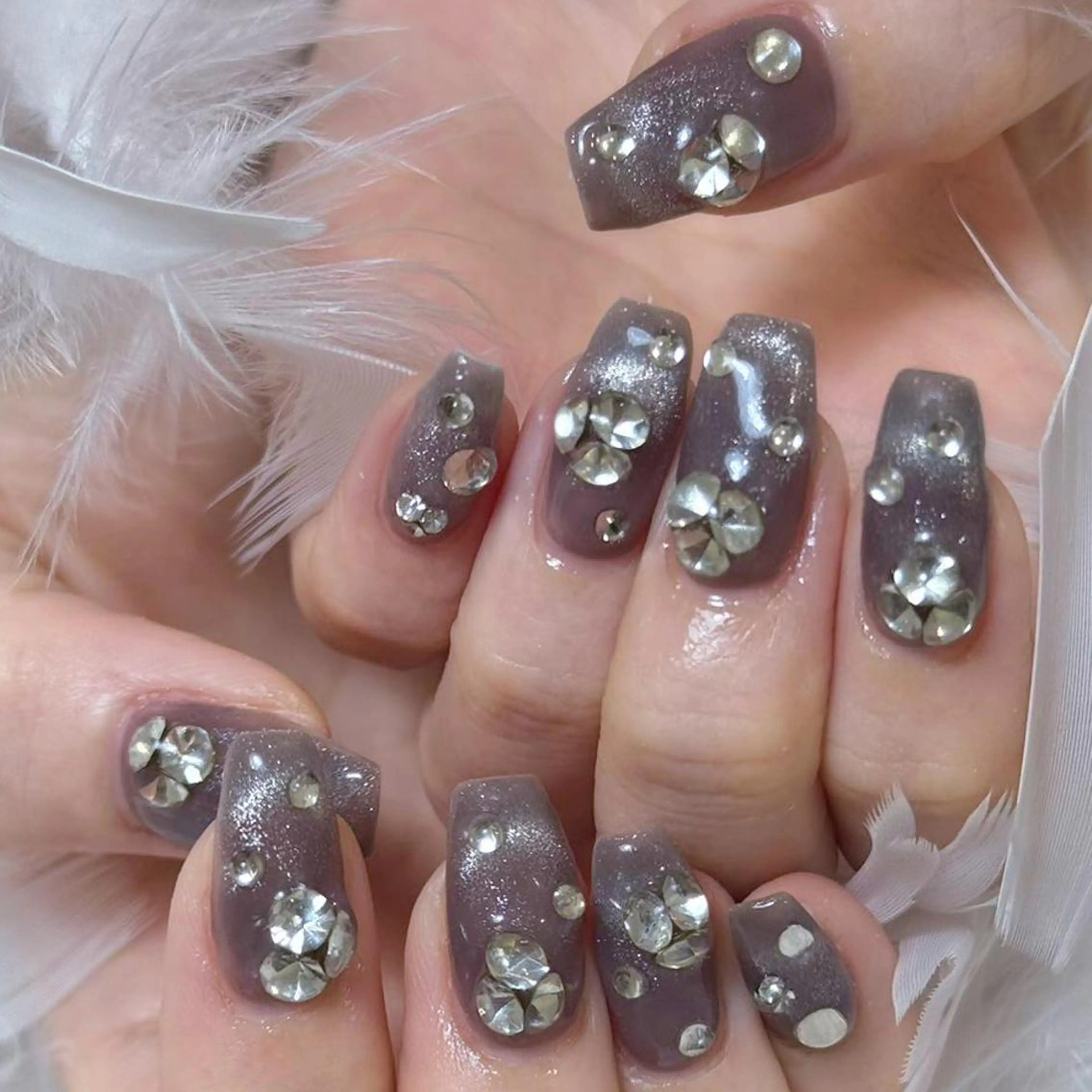 ネイル アートネイル オーロラネイル ガーリー キラキラネイル 韓国ネイル ハンドネイル ハンドケア Diamond 🚢のネイルデザイン