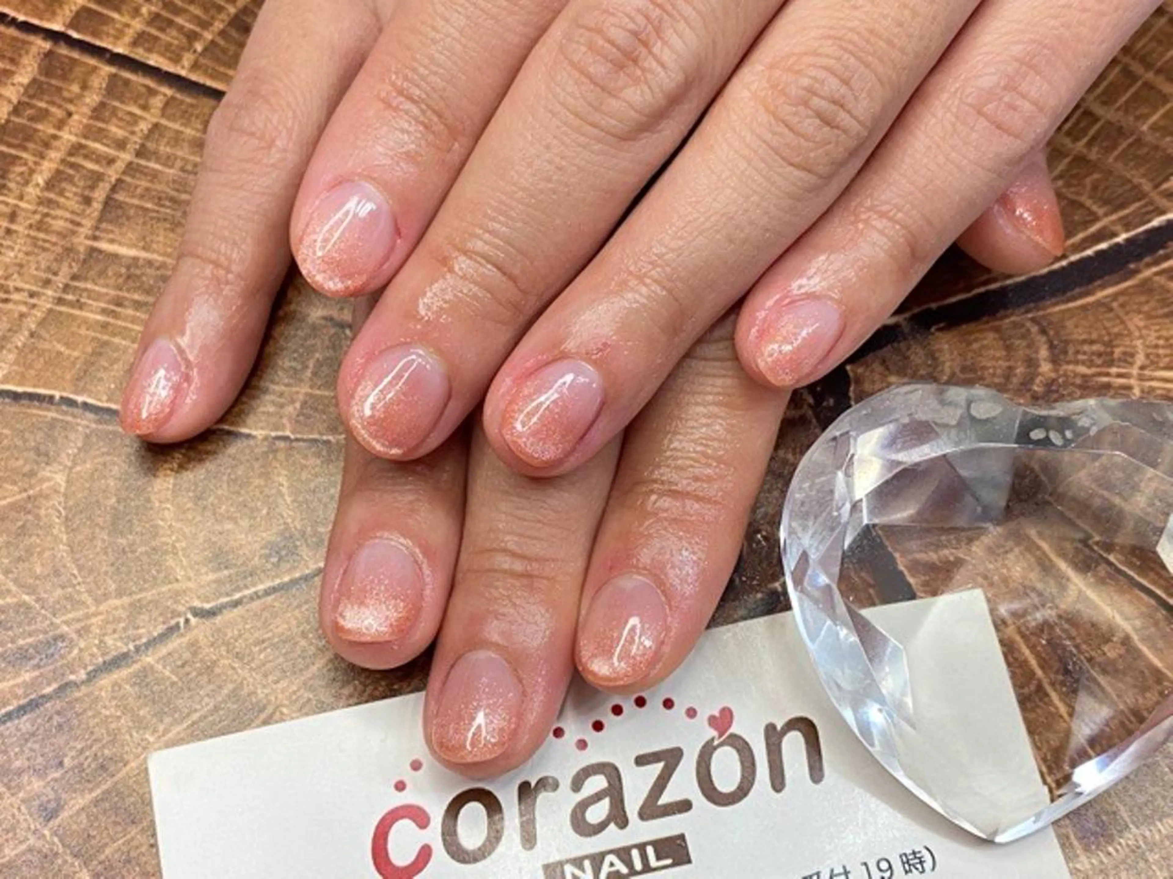 ネイル ジェルネイル グラデーション ピンク ハンドネイル corazon所属・ネイリスト aicoのネイルデザイン