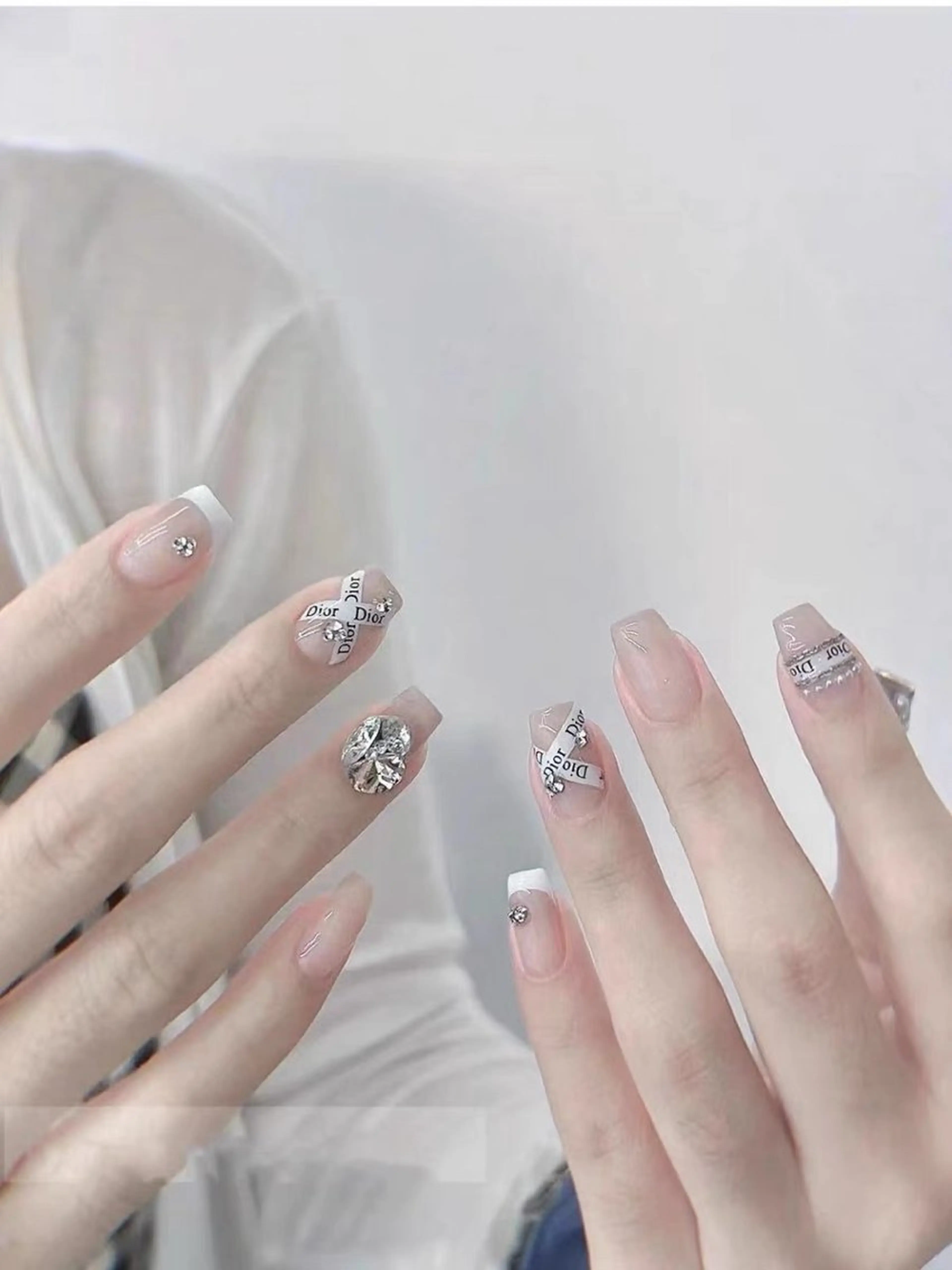 ネイル 菲菲ネイルサロン所属・FF フィフィネイルサロンのネイルデザイン