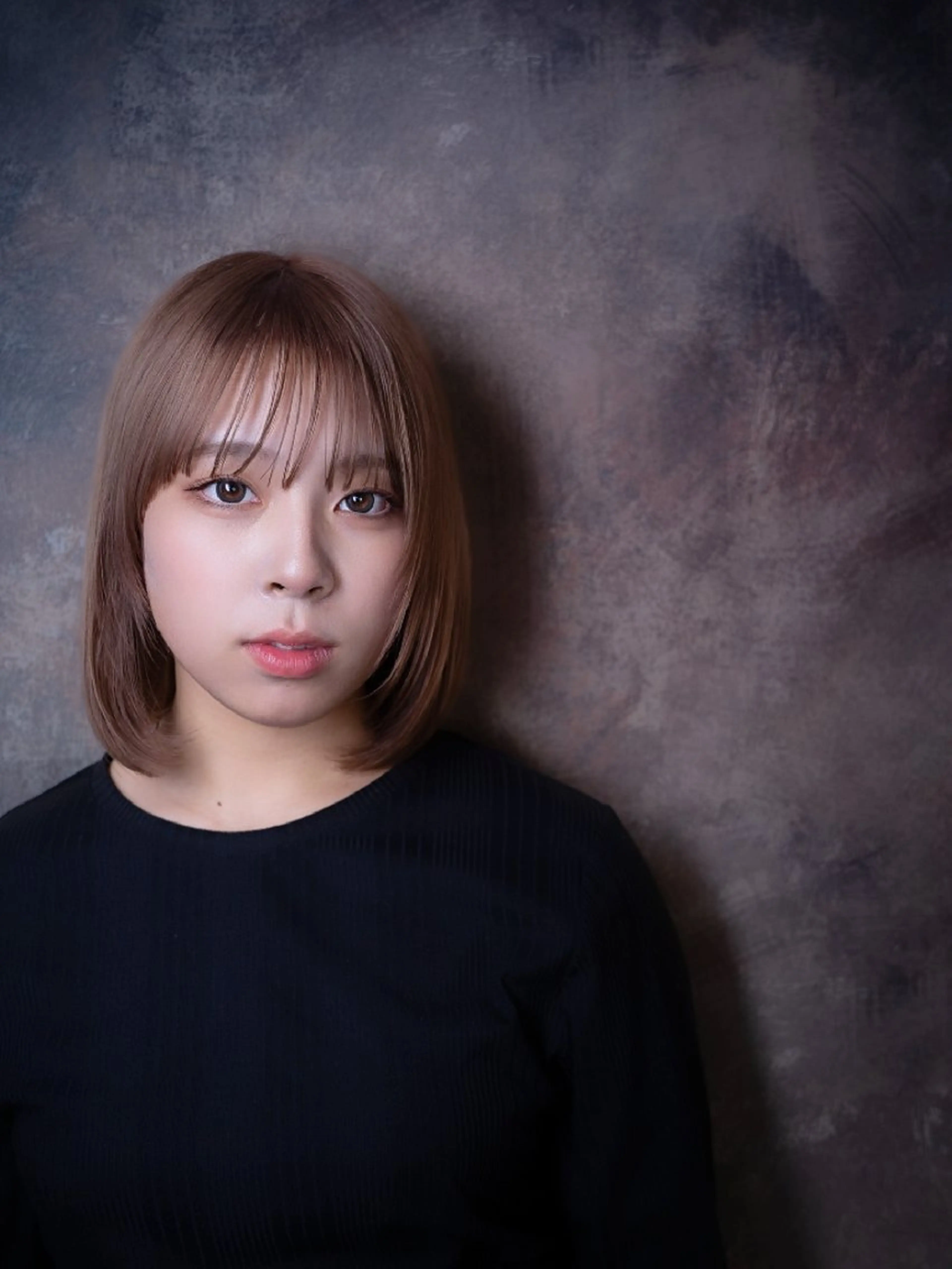 ミディアム カラー ベージュカラー ブリーチ グレージュ ハイトーンカラー ボブ Loop for hair所属・松尾 泰伸のヘアスタイル