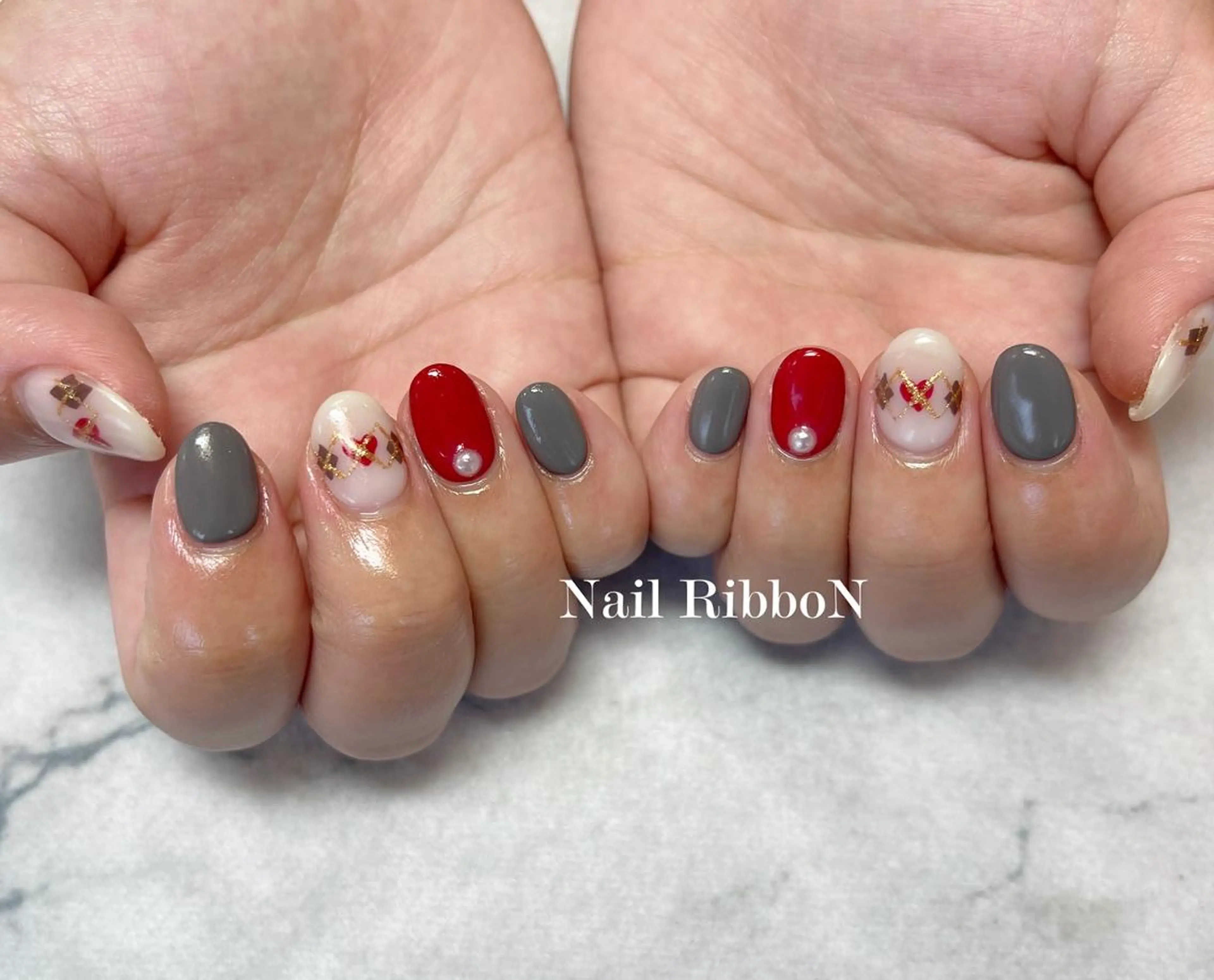 ネイル SWAMP nails所属・🎀ネイルサロン RIRI🎀のネイルデザイン