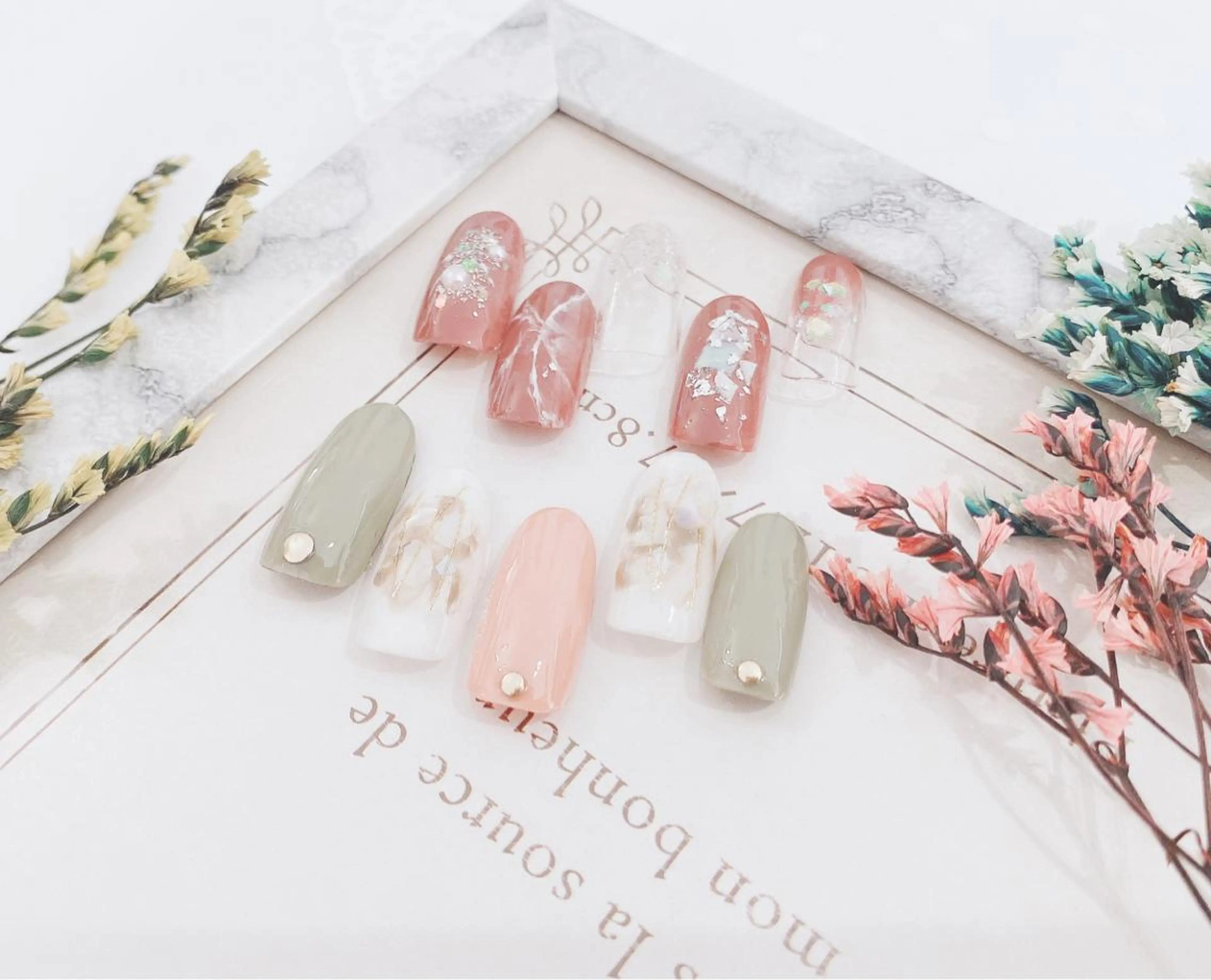 ネイル ROCO所属・美爪育成サロン ROCOのネイルデザイン