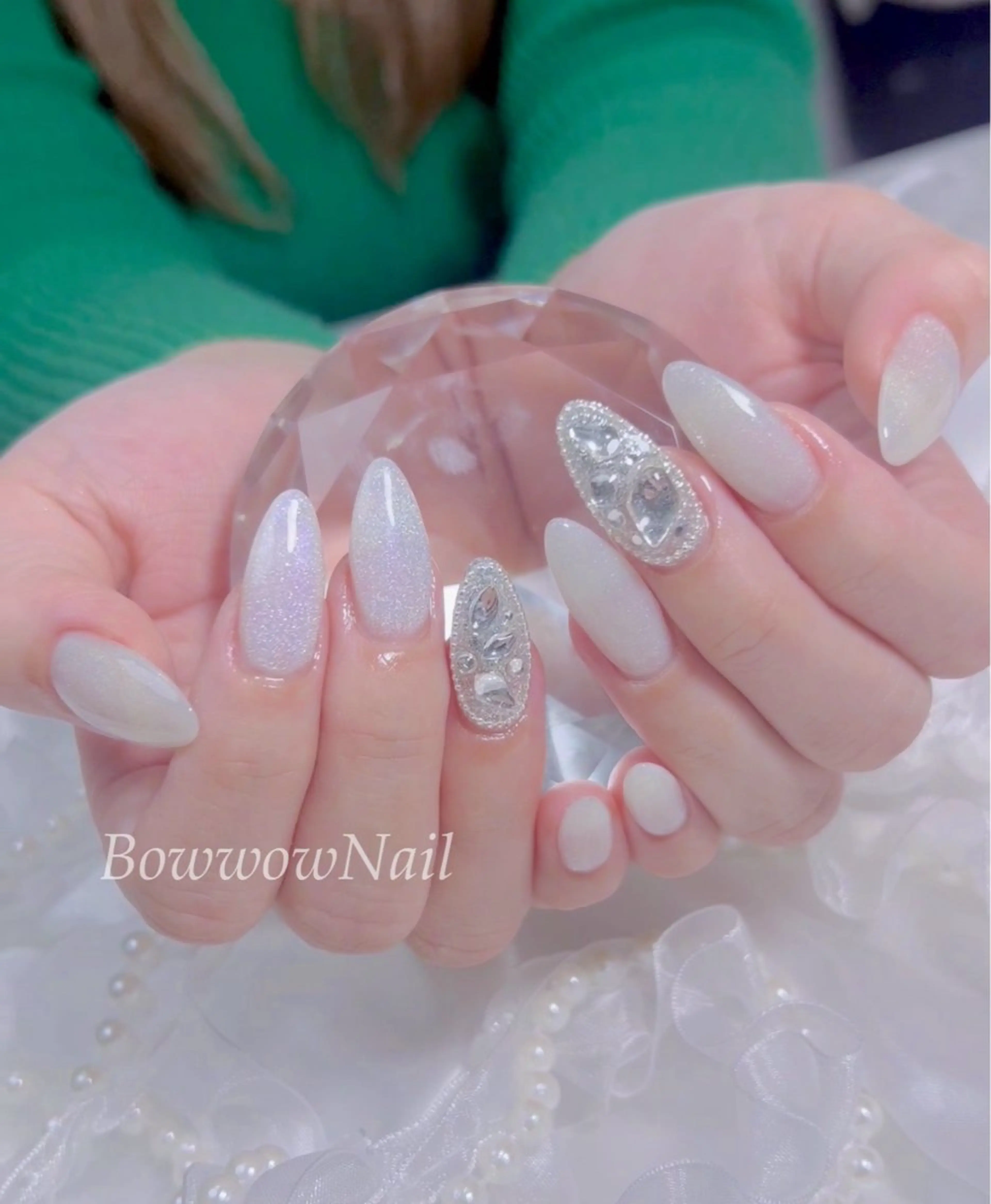 ネイル キラキラネイル 韓国ネイル マグネットネイル シンプルネイル ワンホンネイル ハンドネイル Bow wow Nail さや🧸のネイルデザイン