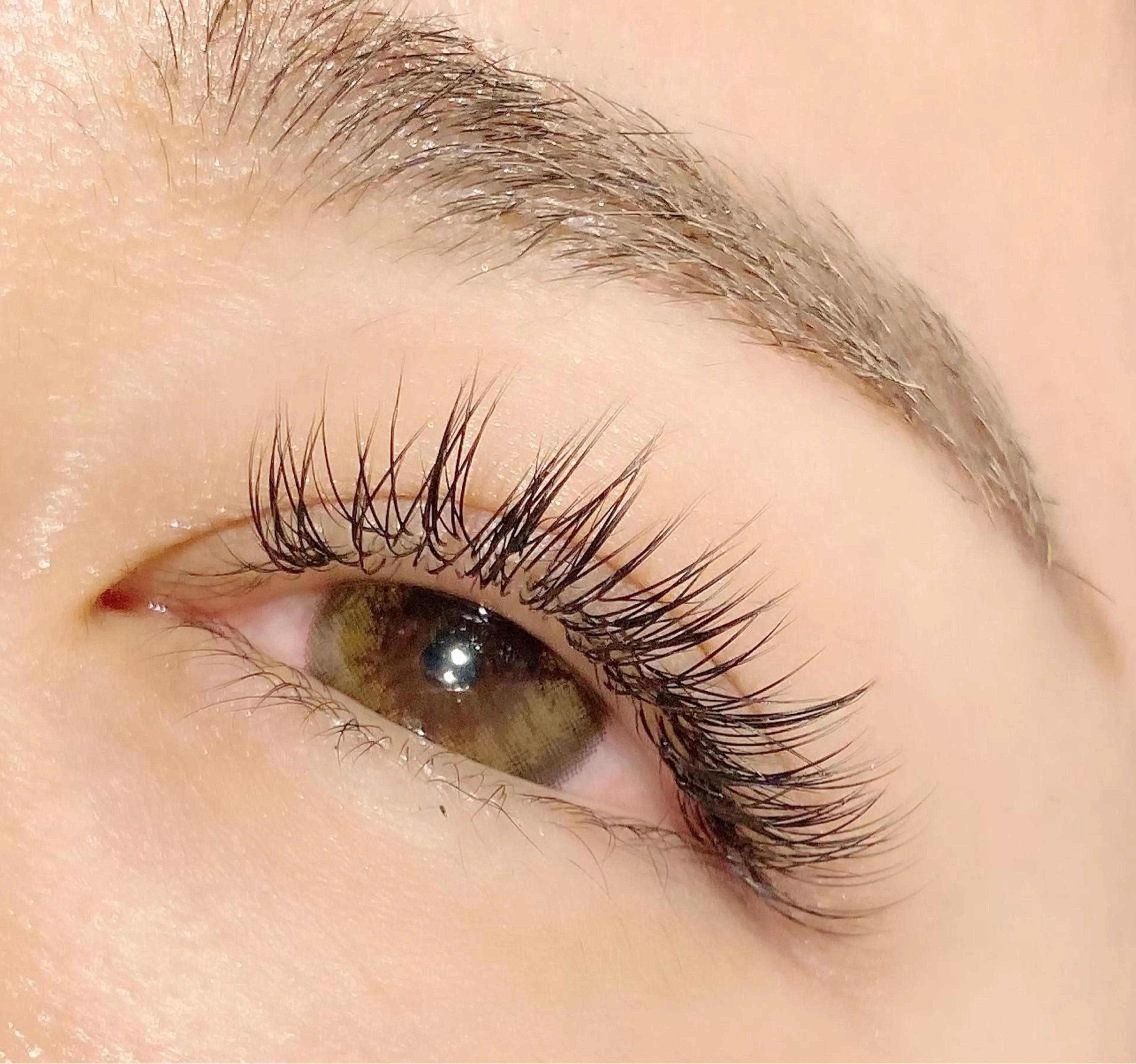 マツエク・マツパ Bカール マツエク アイデザイナー Key（ケイ）の眉毛・アイブロウイメージ