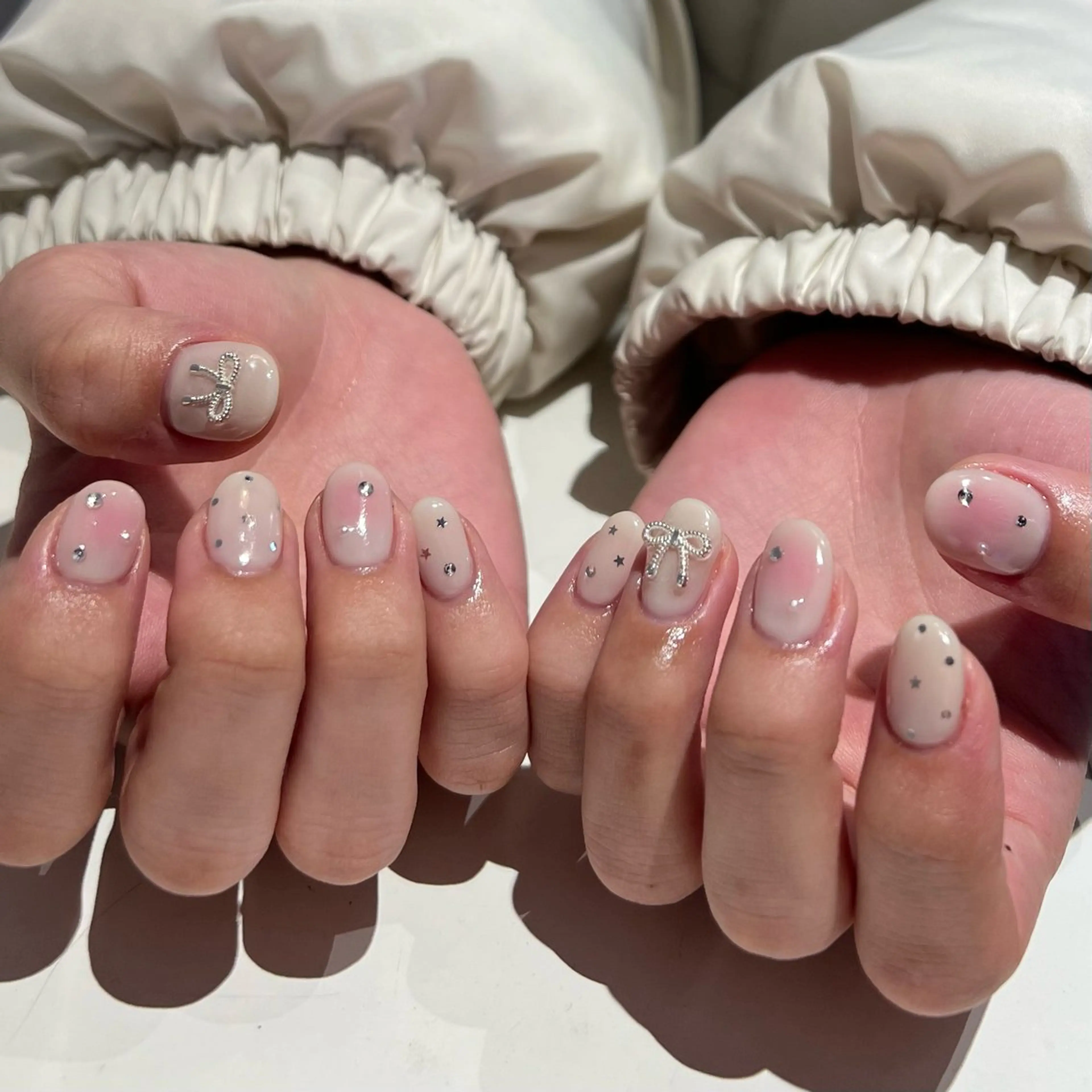 ネイル ハンドネイル 高橋 麻里子のネイルデザイン