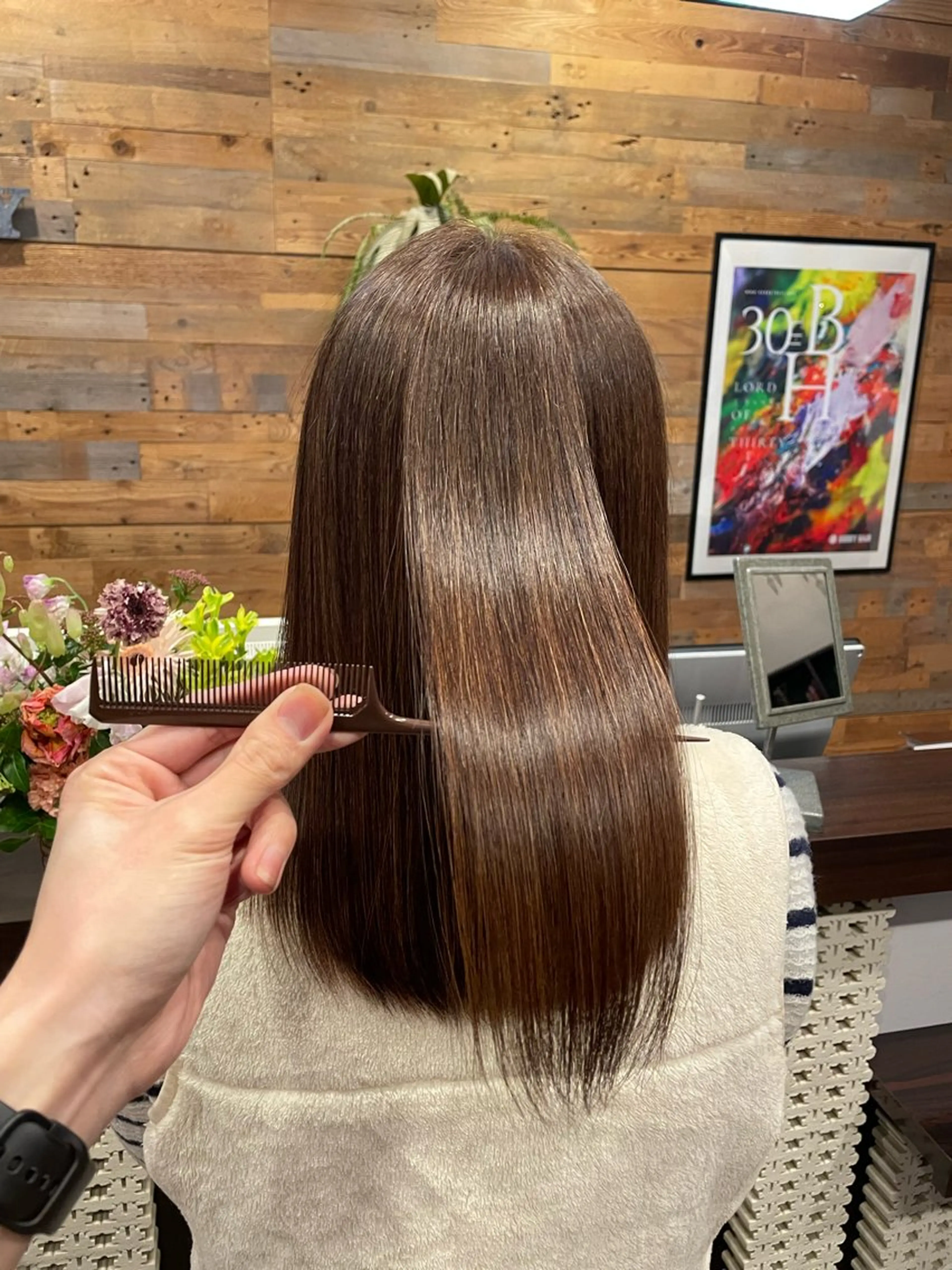 ロング トヨシマ シュウトのヘアスタイル