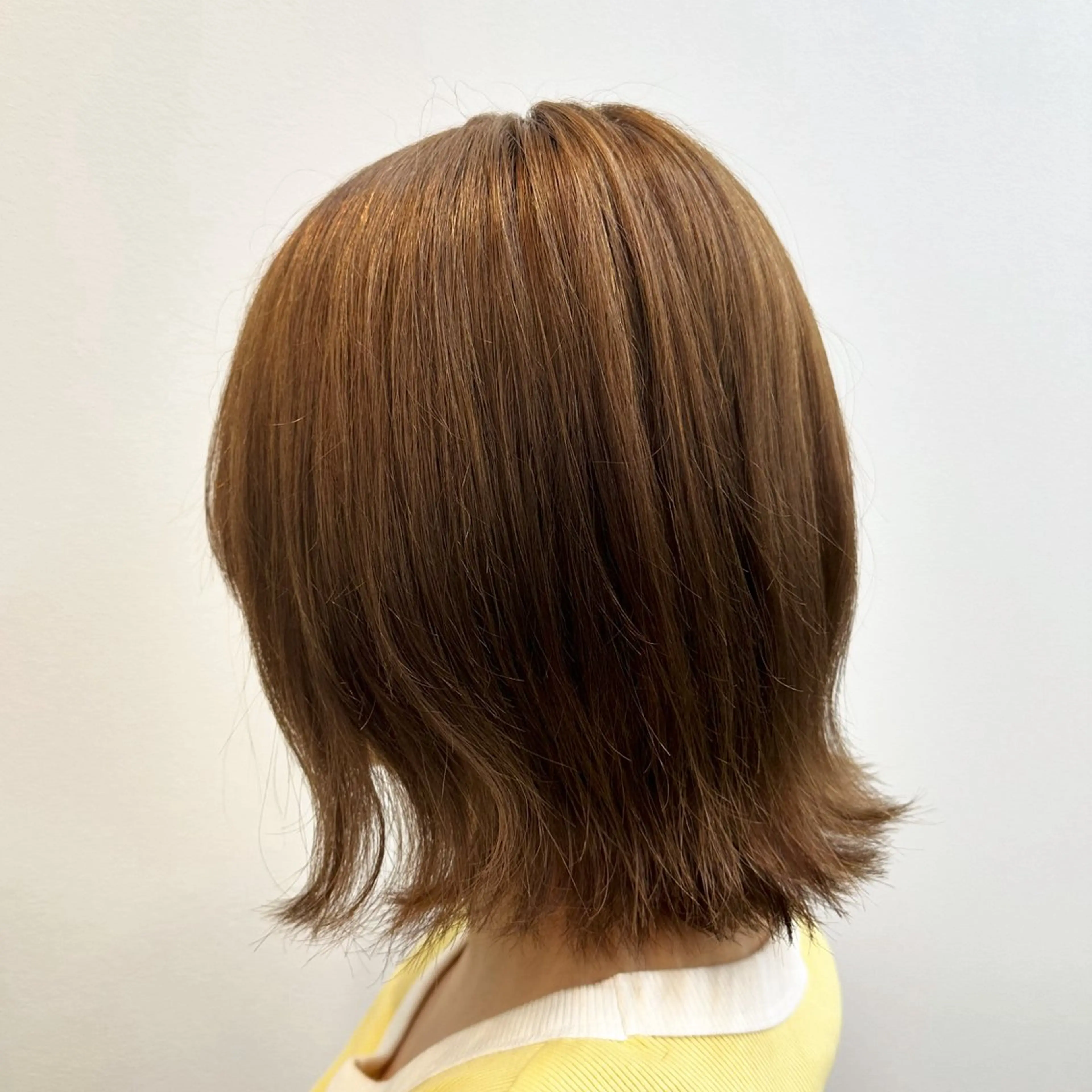 ミディアム カット HINATA/ 半個室美容室のヘアスタイル