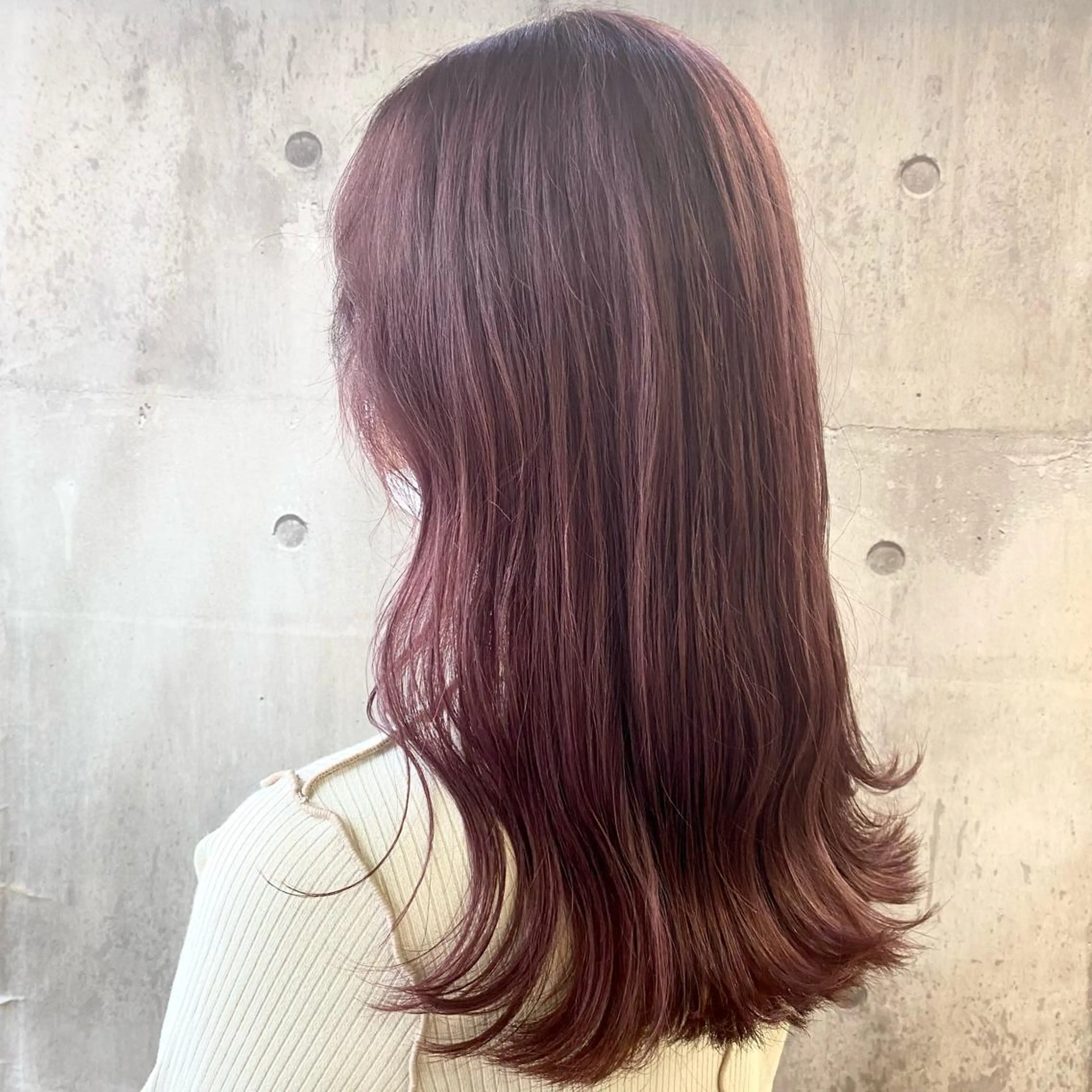 ダブルカラーで憧れの髪色へ✨ブリーチ+カラーの写真