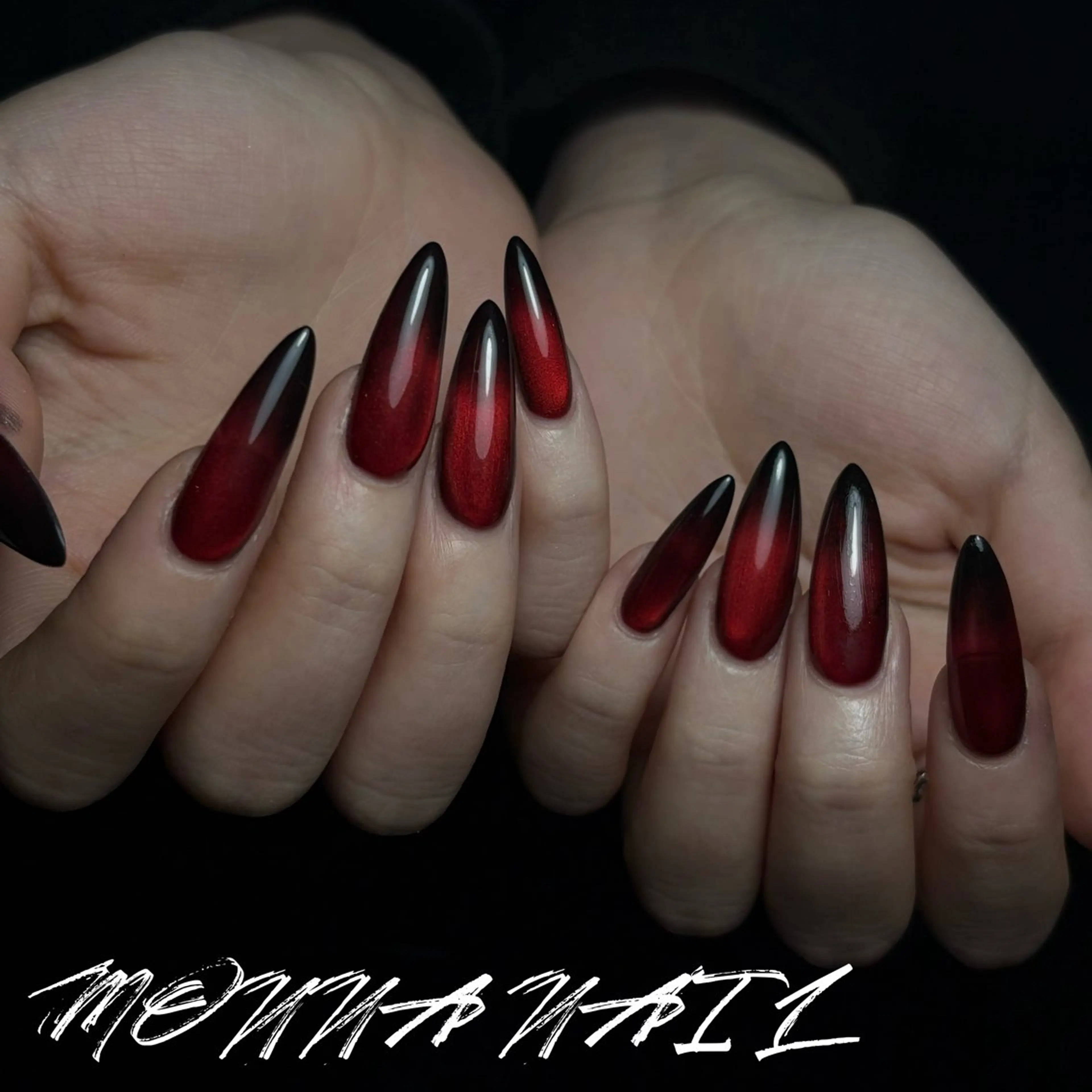 ネイル ジェルネイル ゴージャス ロングネイル マグネットネイル パラジェル ハンドネイル モンナ CCのネイルデザイン